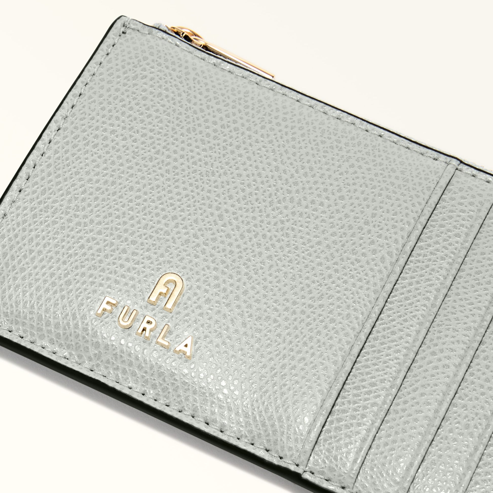 Furla Camelia M Zipped Card Case  For Women