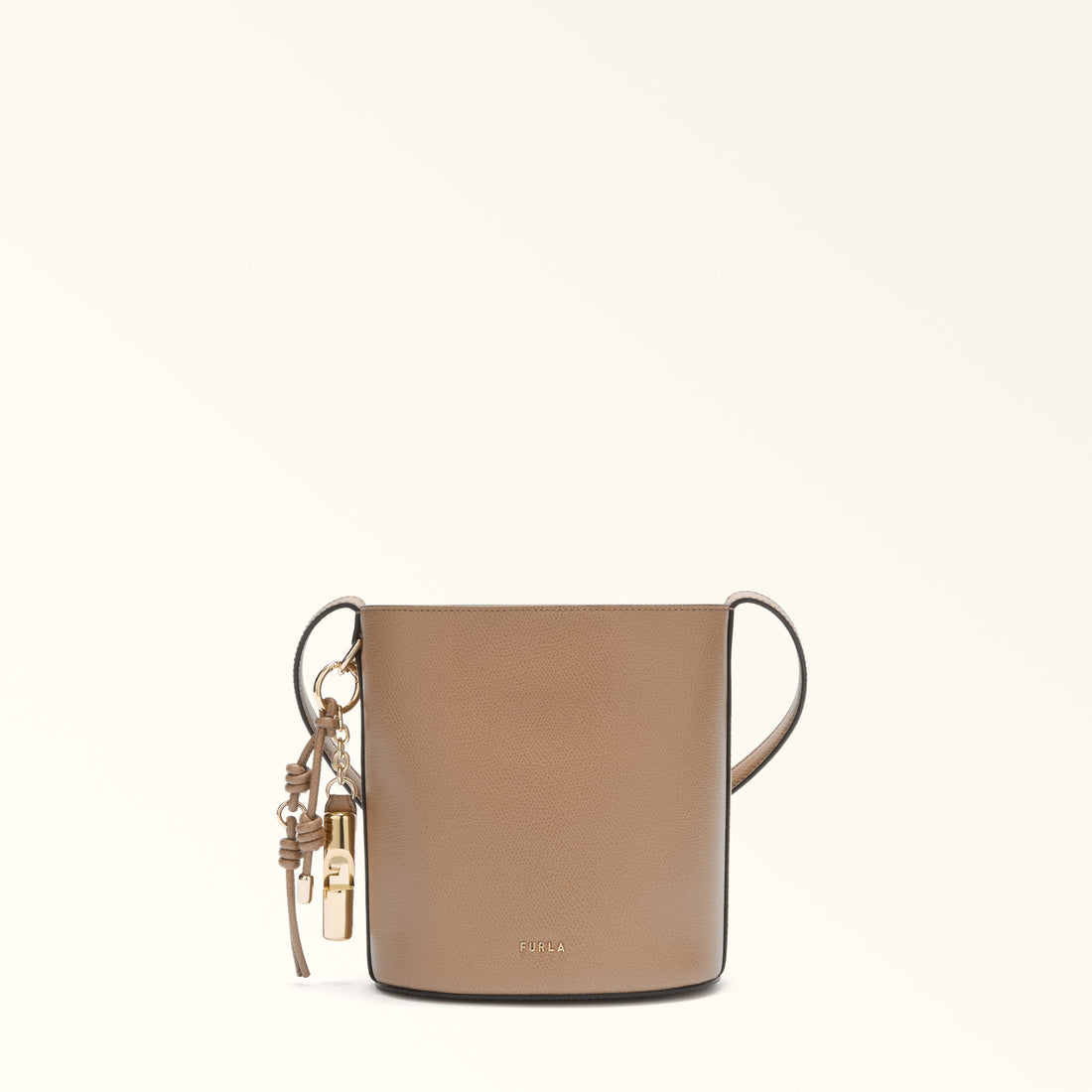 Furla Roxie M Bucket  Bag In Leather