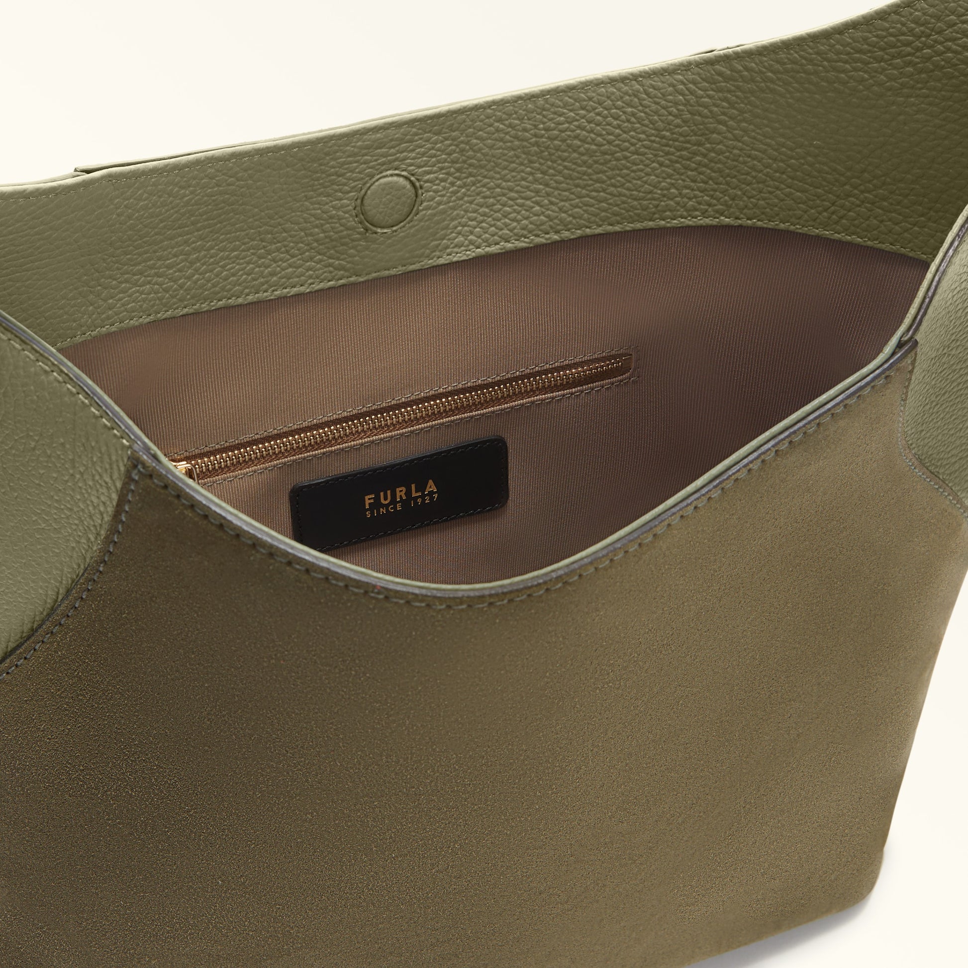 Furla Lara M Hobo Bag In Leather