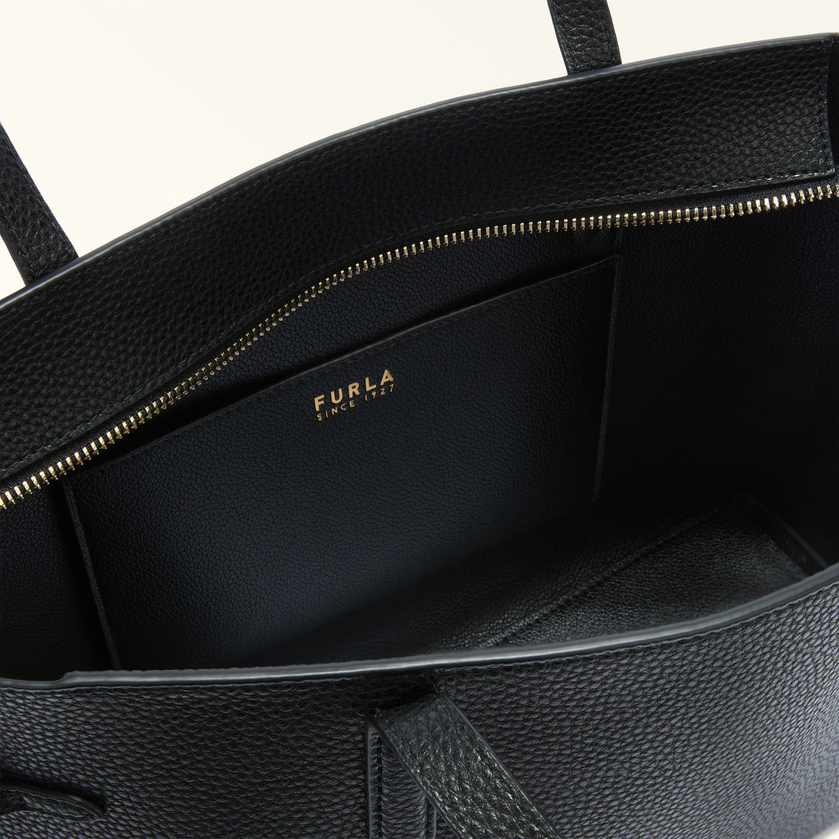 Furla Ava M Tote | Women's Leather Bag- Lebanon – BeytMod