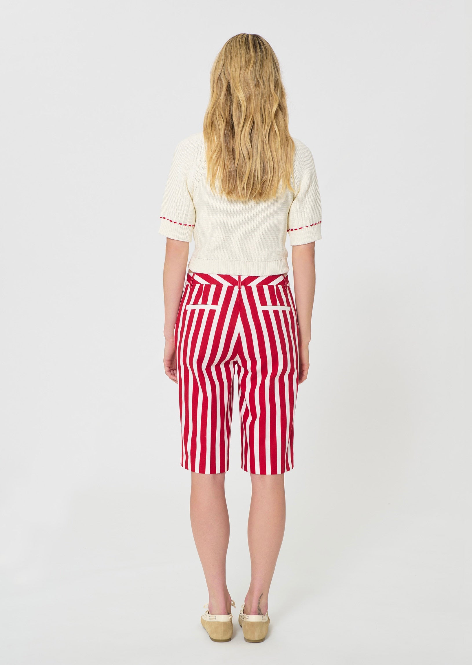 shorts in yellow striped linen and cotton