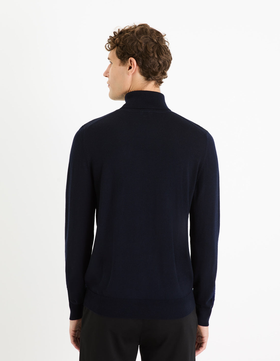 MENOS NAVY TUR NE JUM - Celio lebanon