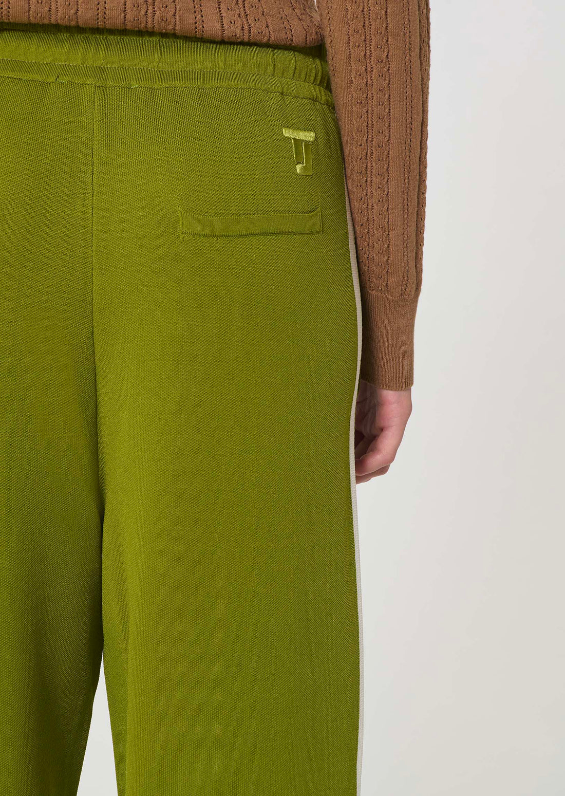 trousers in beige technical mesh