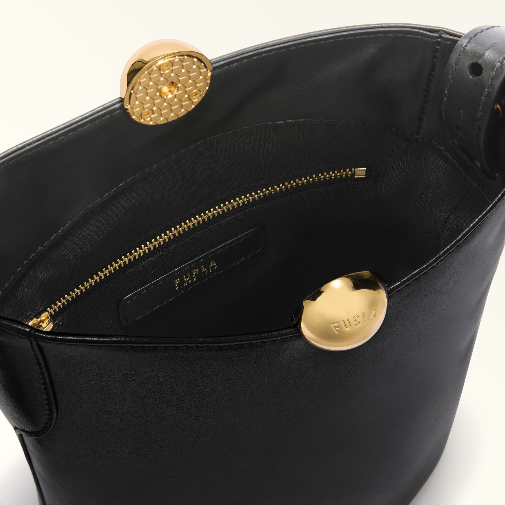 FURLA SFERA SOFT BUCKET BAG Furla