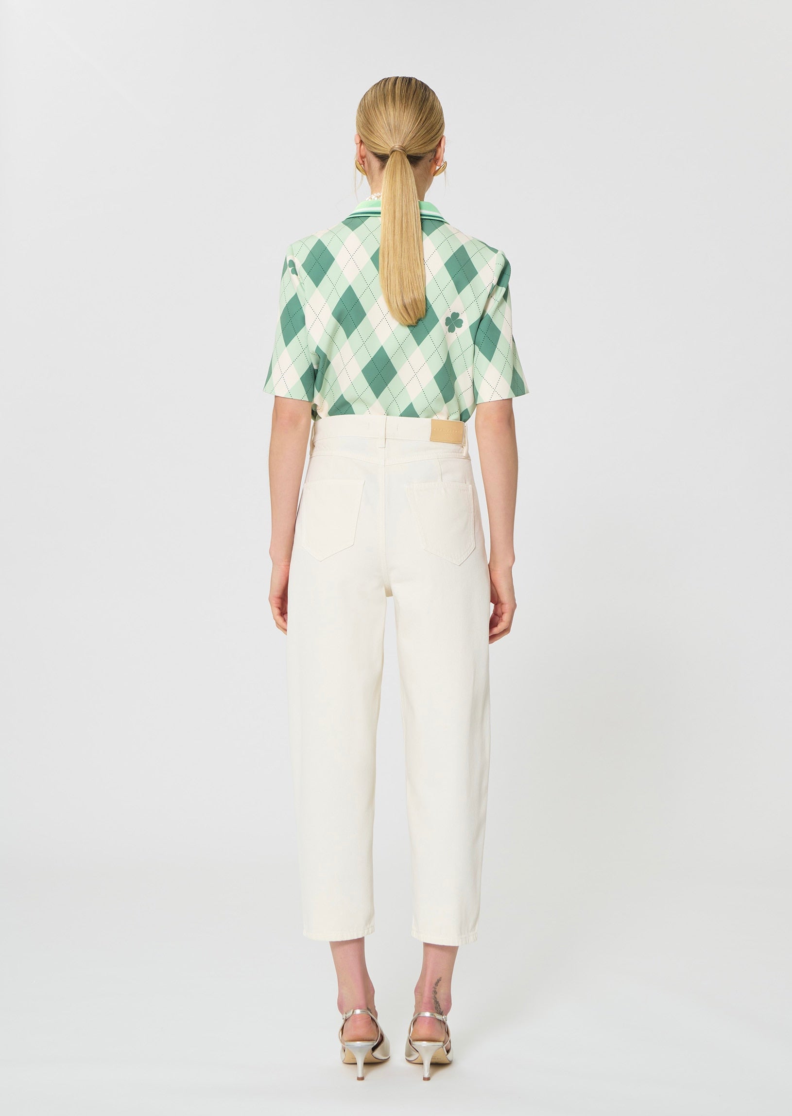 jeans in white lightweight denim