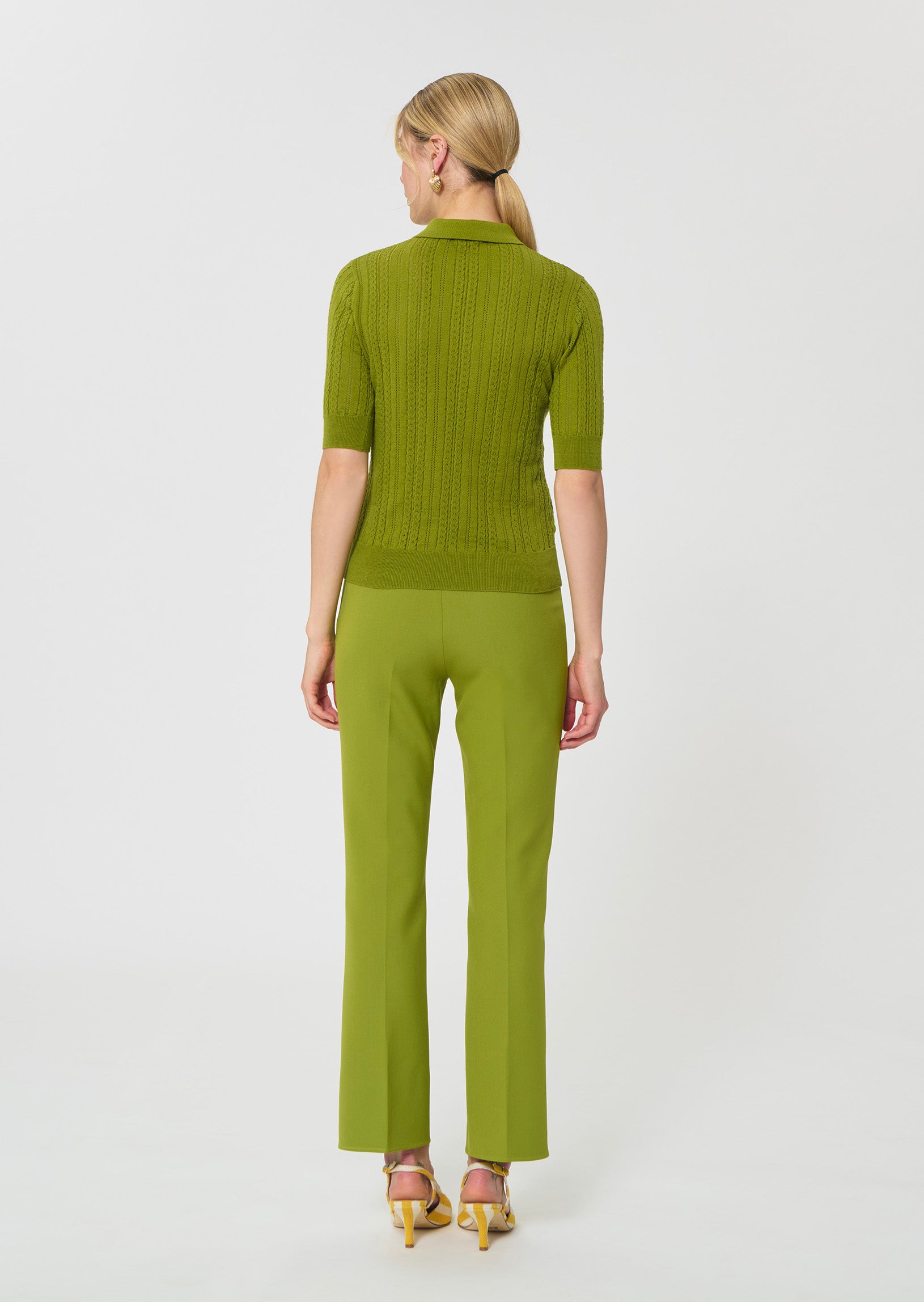 sweater in green silky cotton