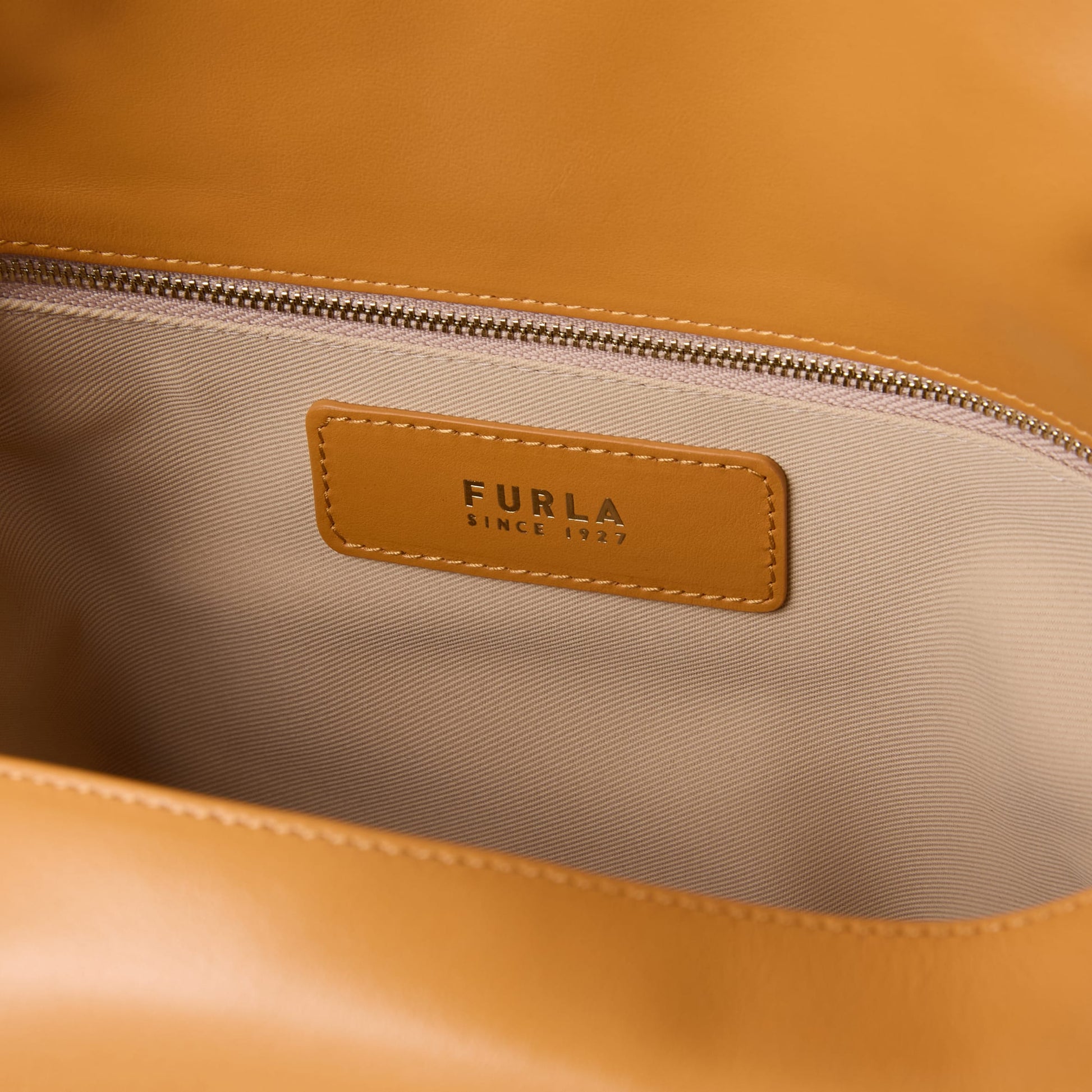 Furla Ginevra M Shoulder Bag in Brown - Bags 
