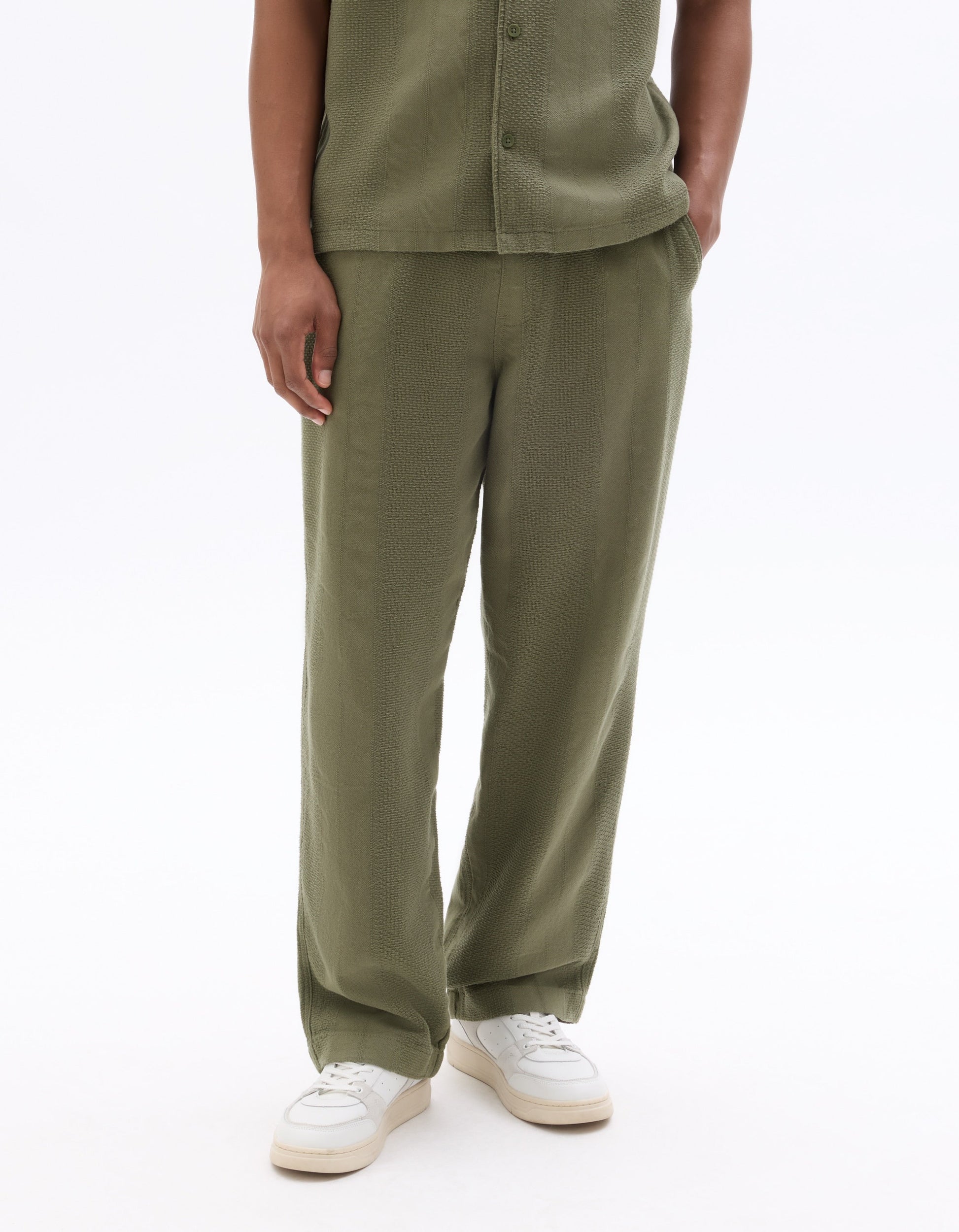 Relaxed Fit Pants<br>100% Cotton Jacquard Celio