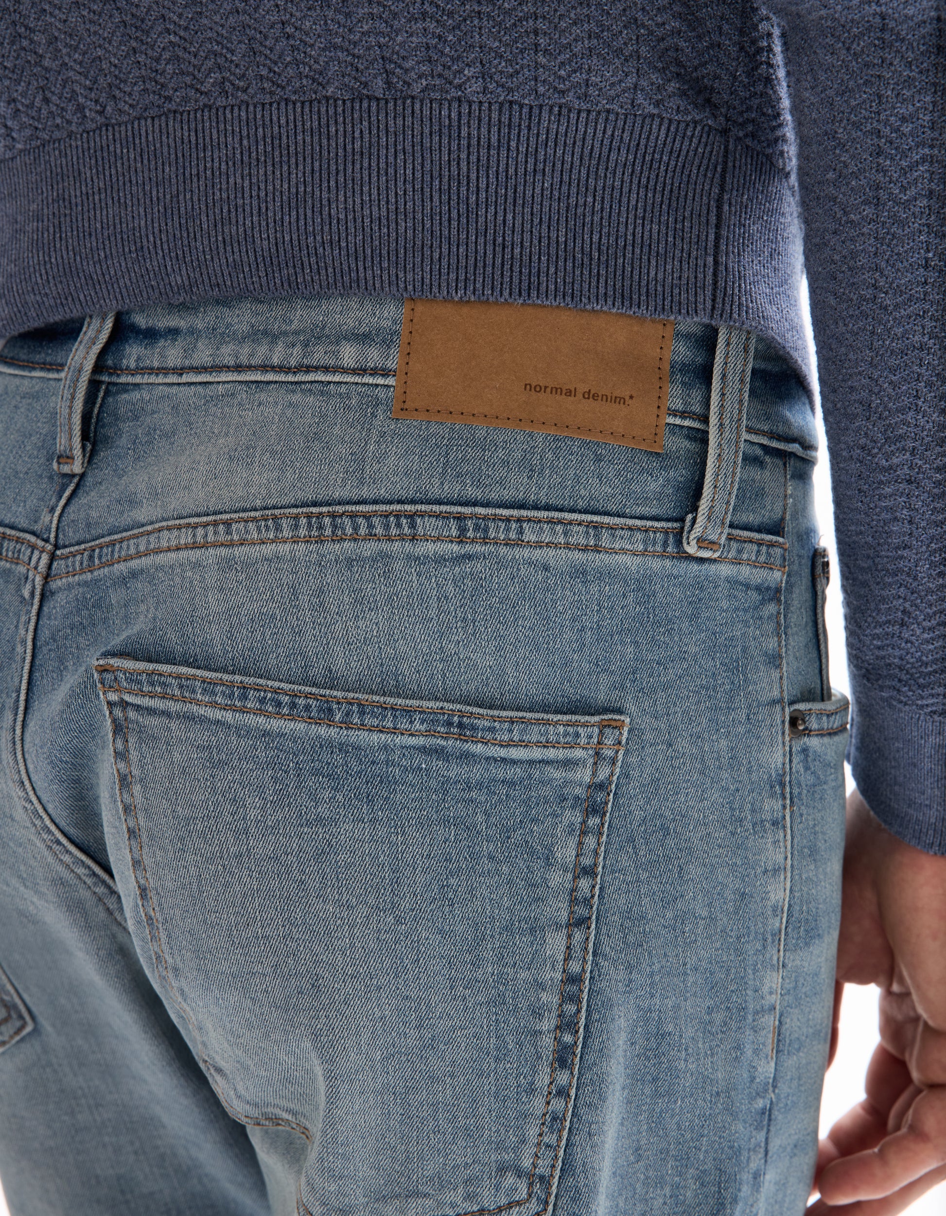 Bleached H25 Jeans 1 Length - Celio Lebanon