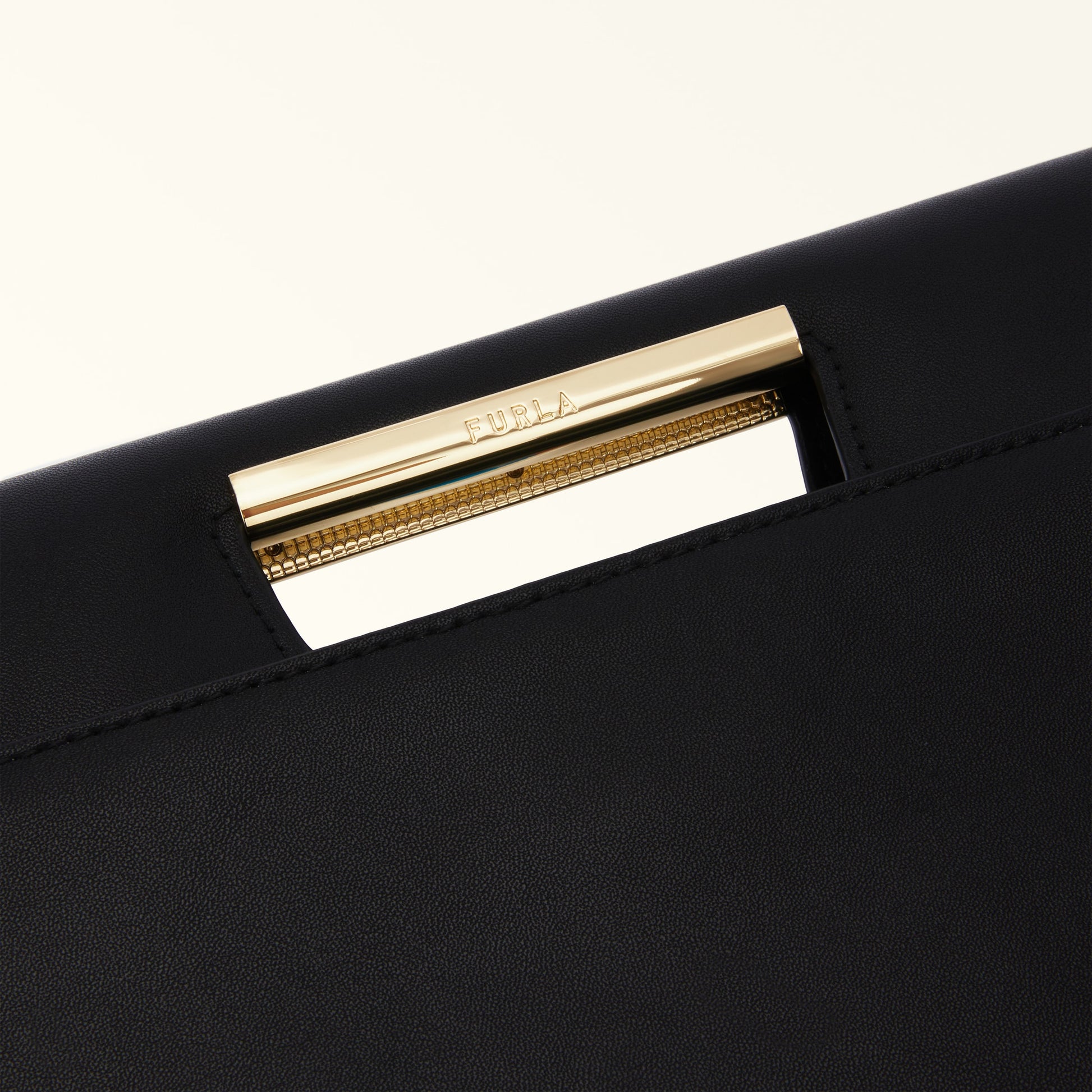 Pouch Gia-Furla Giada Nero