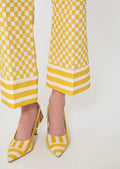 trousers in yellow checkered pattern linen