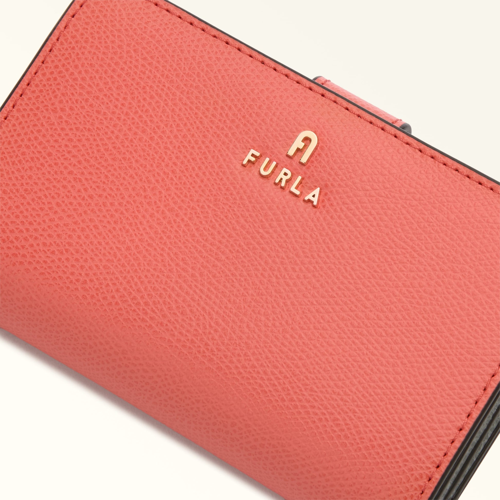 Furla Camelia M Wallet Small Goods In Leather