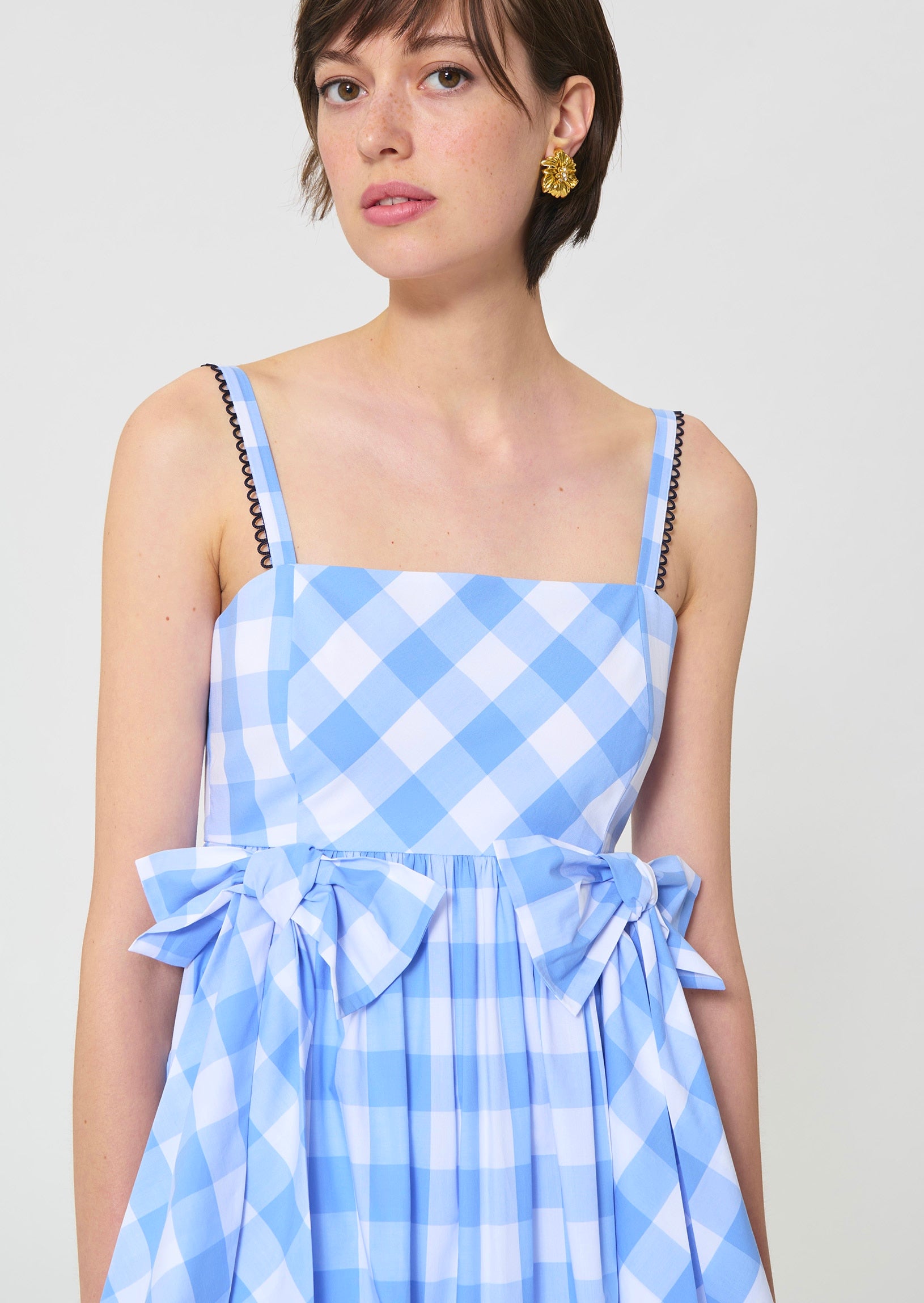 dress in sky blue gingham