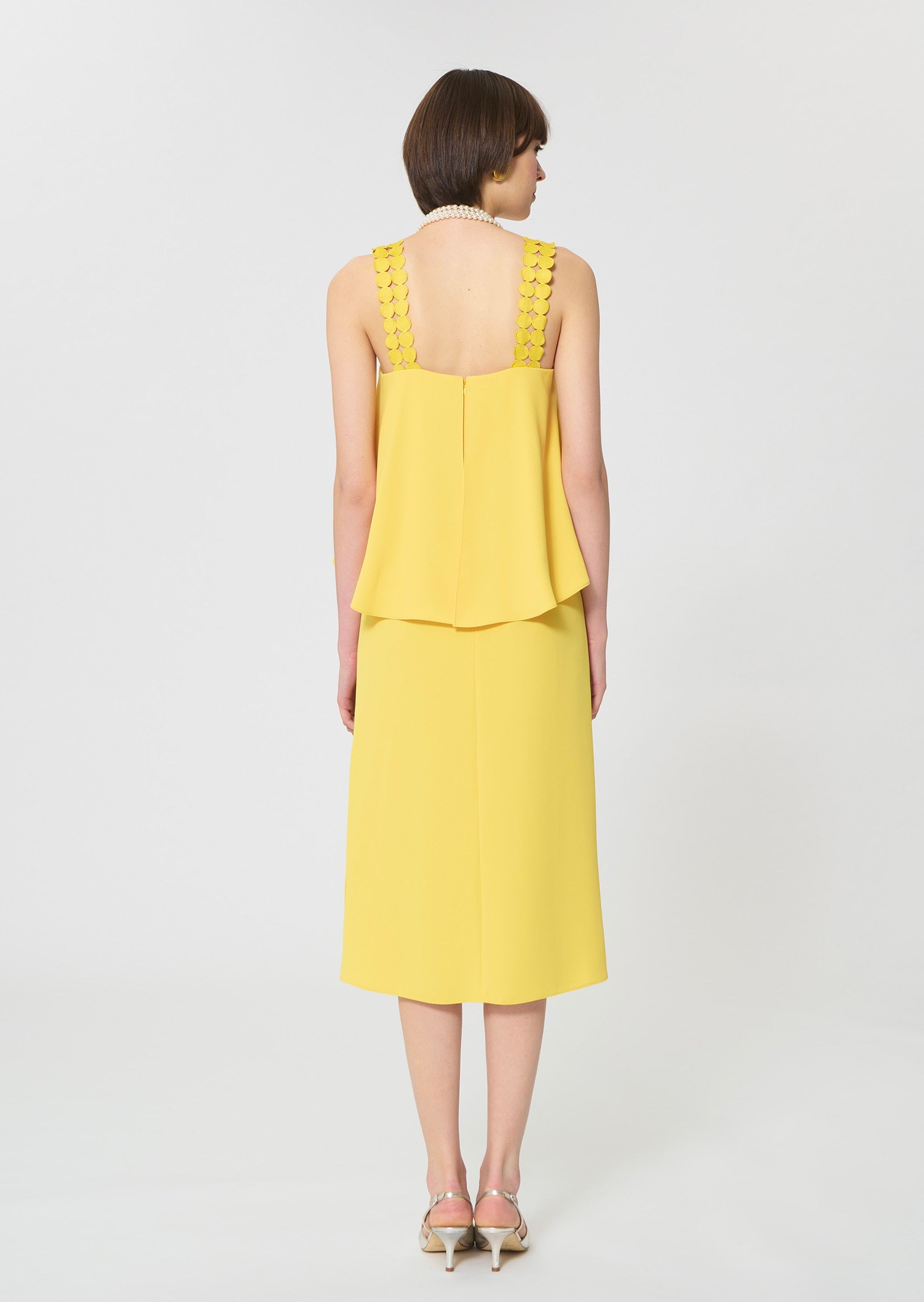 dress in yellow fluid crepe
