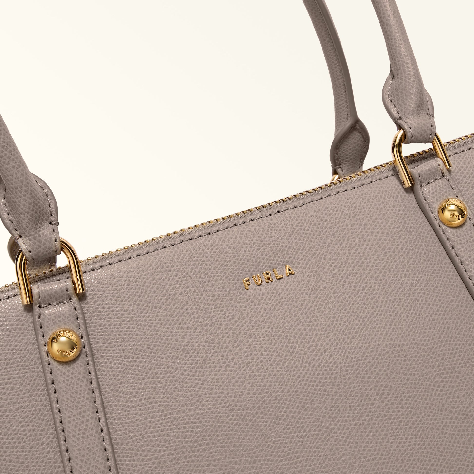 Furla Giulia M Boston  Bag In Leather