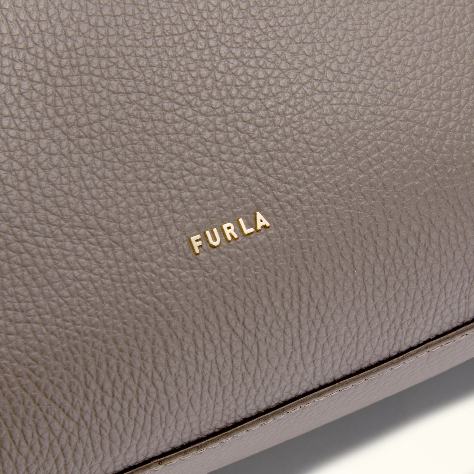 Furla Lara M Hobo Bag In Leather