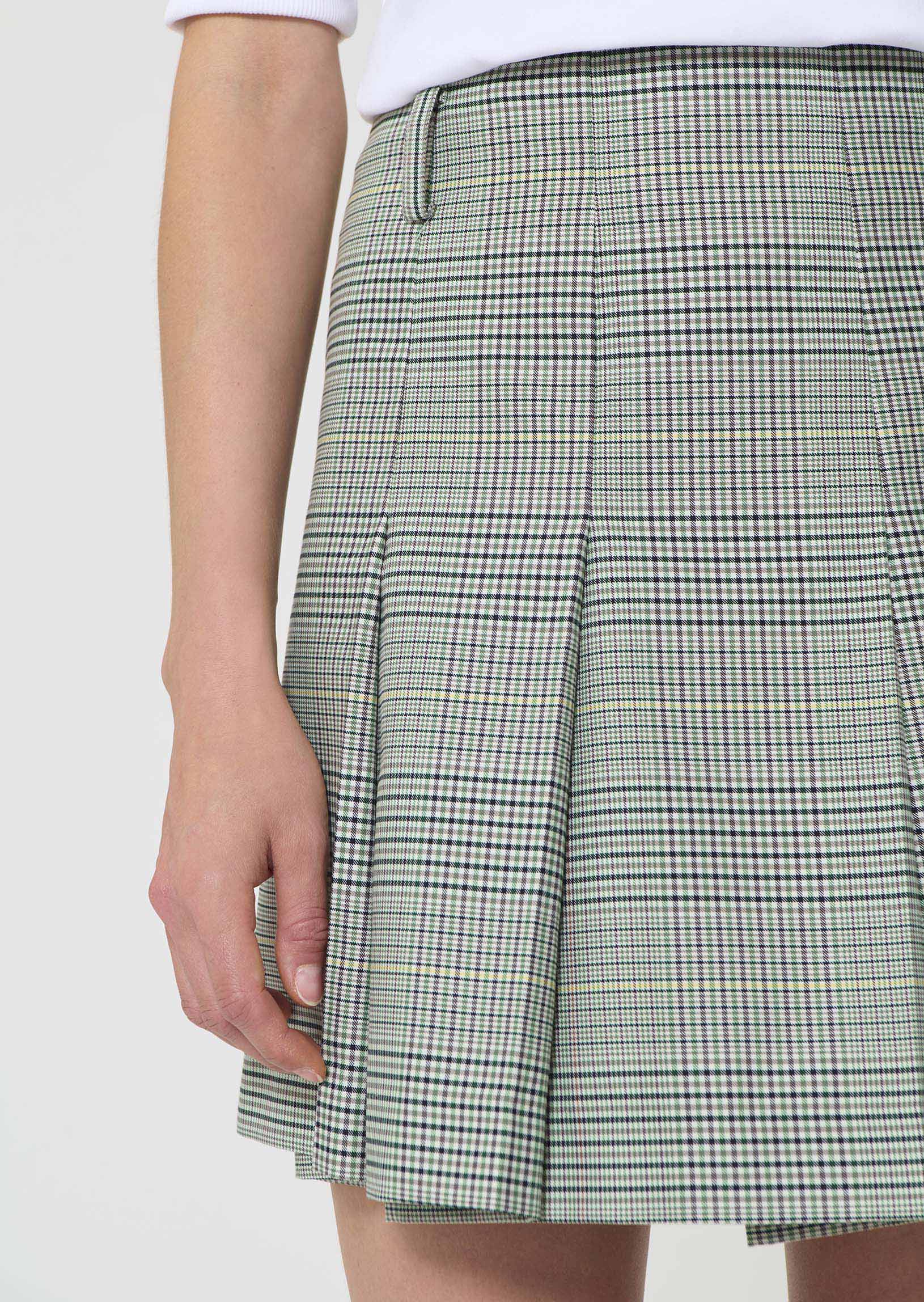 skirt in dark green Prince of Wales check
