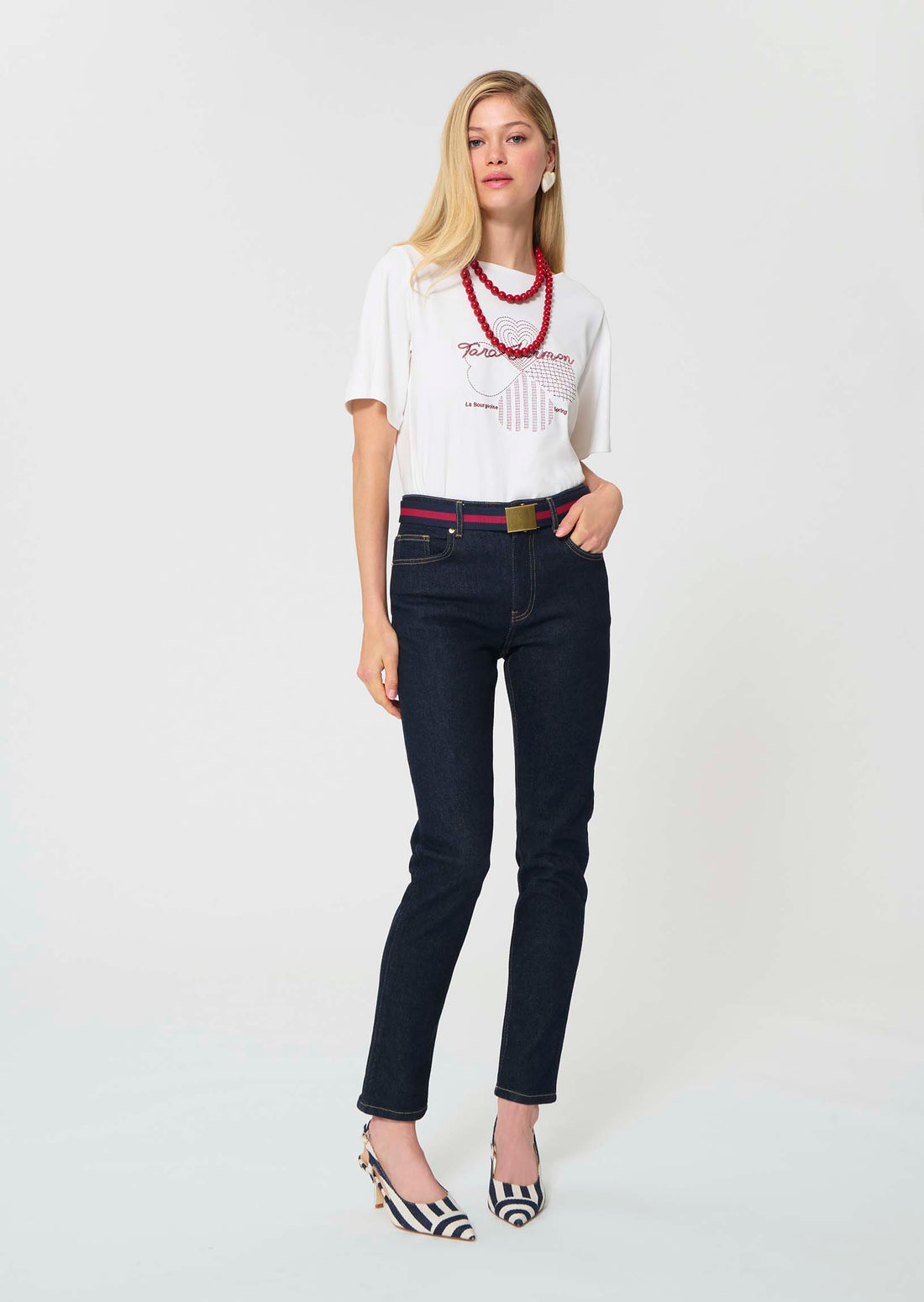 jeans in raw denim