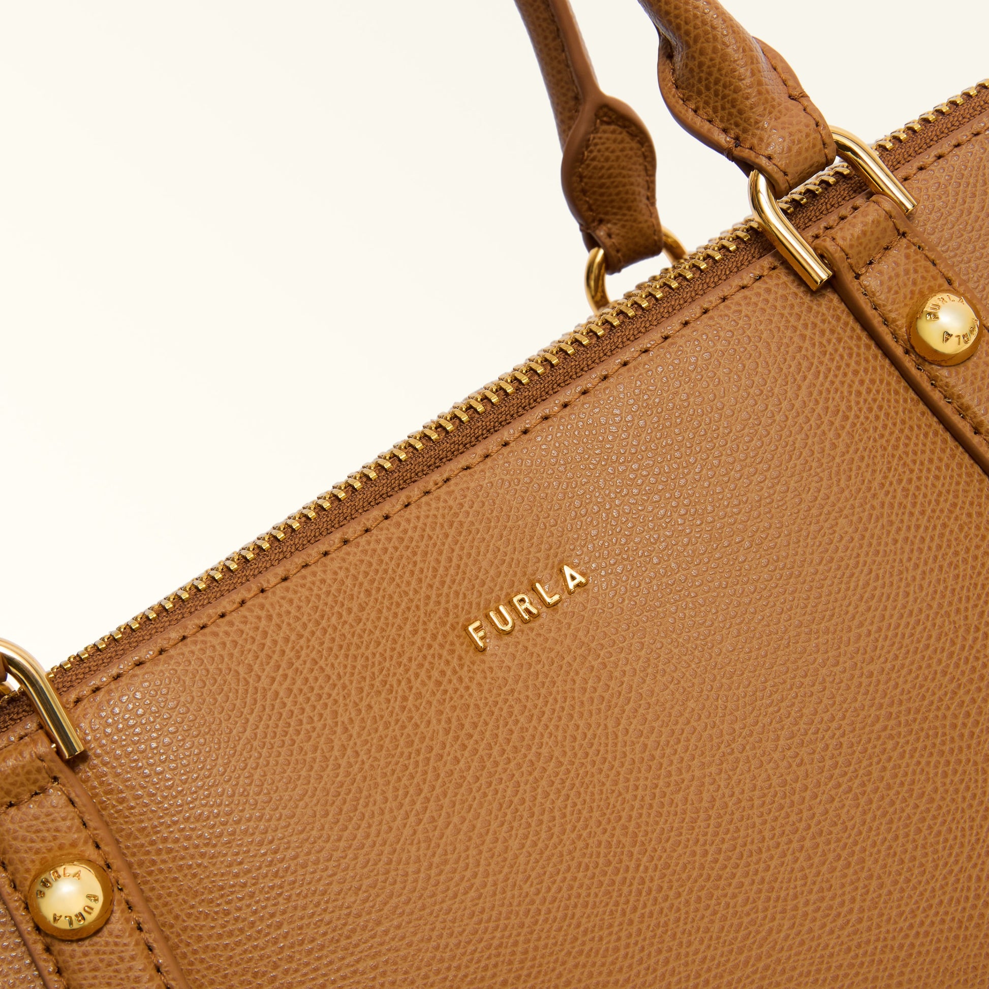Furla Giulia M Boston  Bag In Leather
