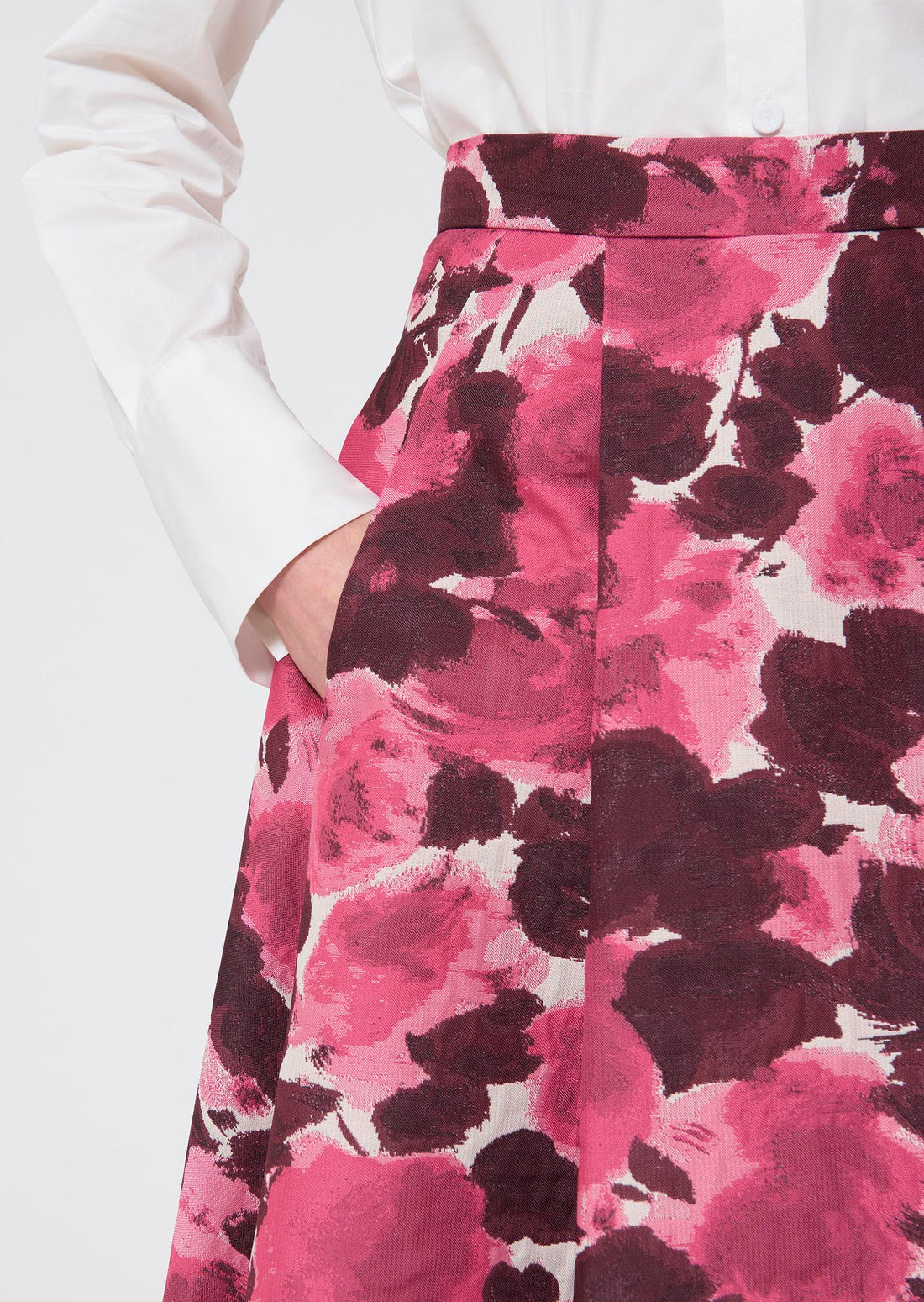 Joe Skirt by Tara Jarmon Lebanon