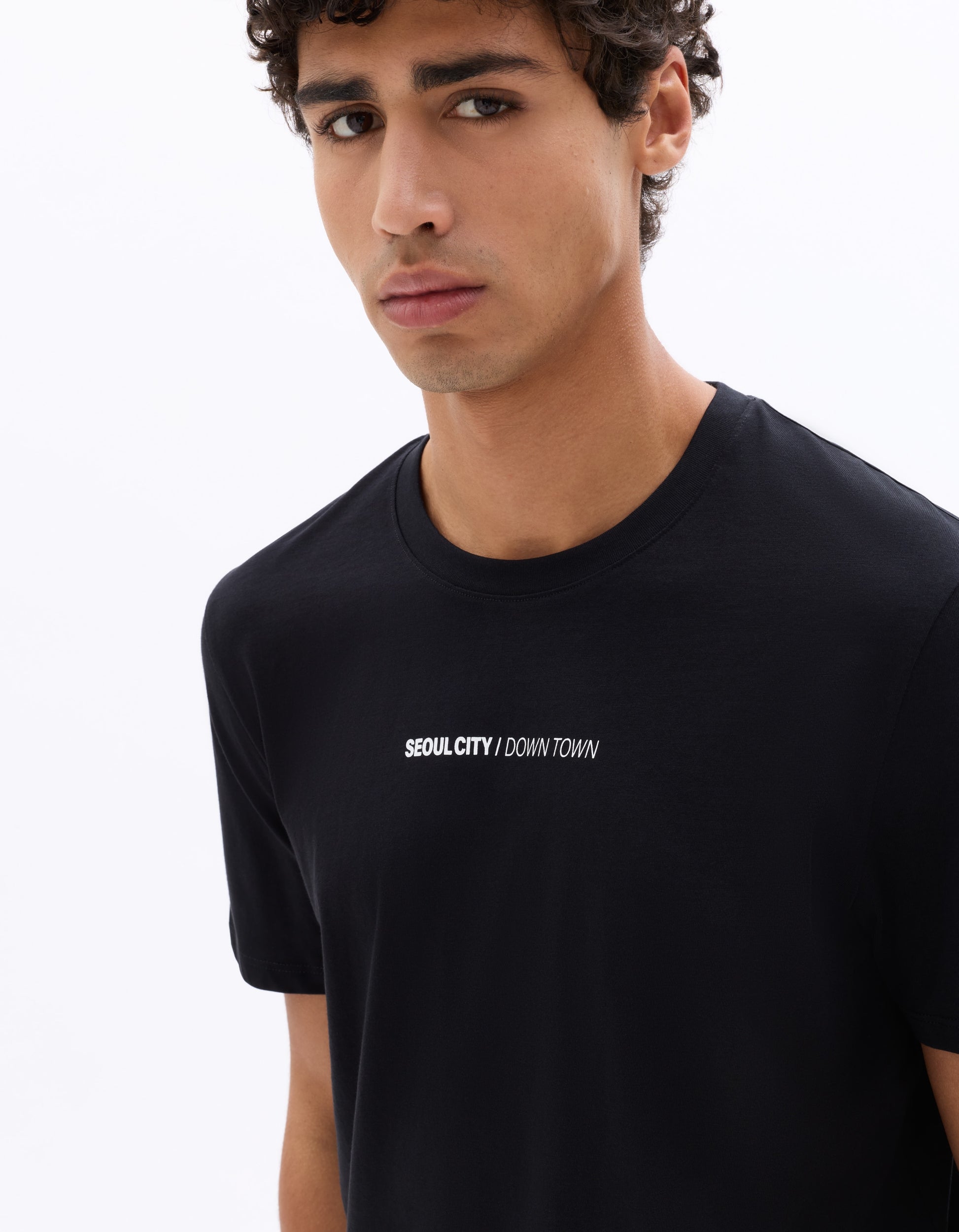 Celio Seoul City Print Black 100% Cotton Regular Fit Crew Neck T-Shirt - Black