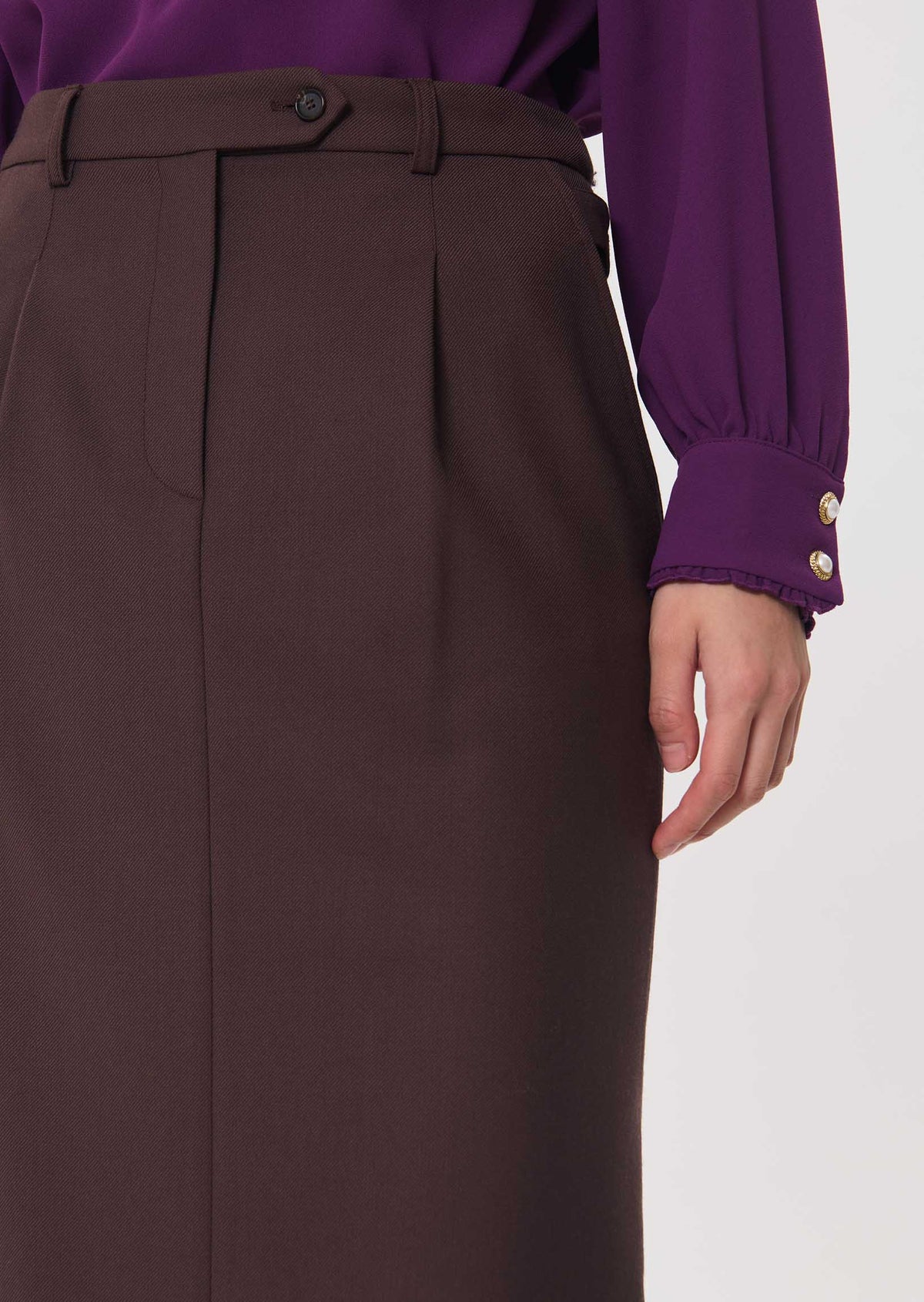 Jackson skirt in brown by Tara Jarmon