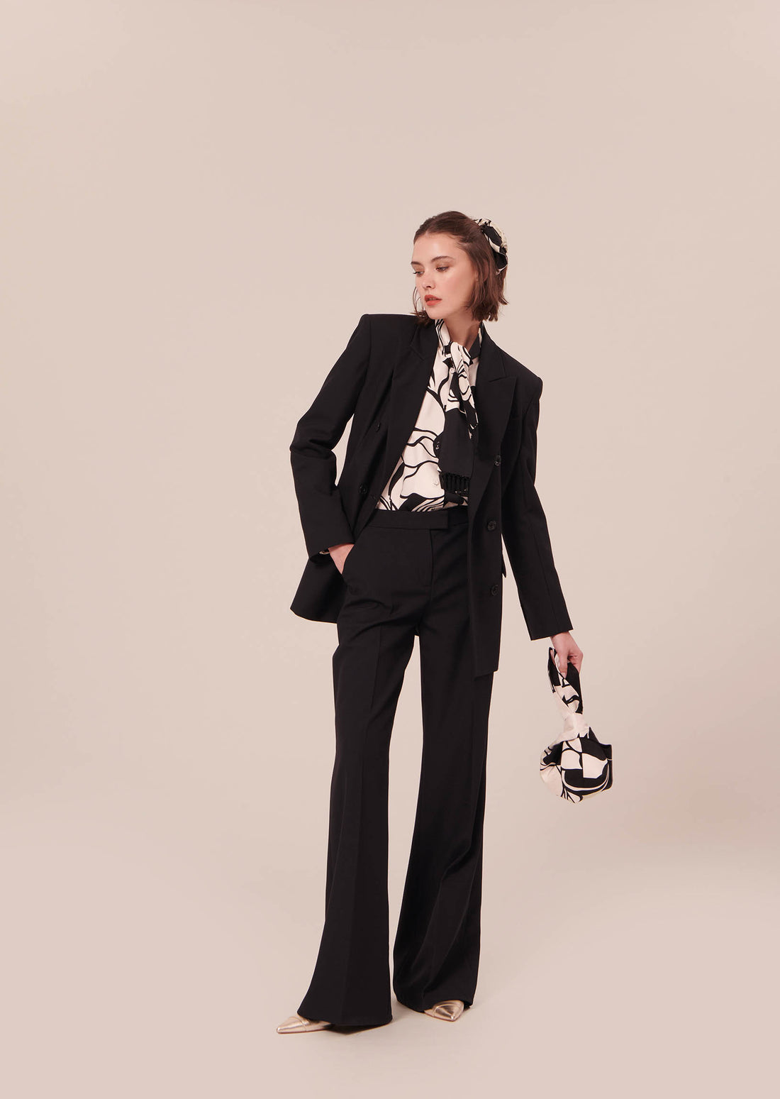 Primavera black cold wool pants by Tara Jarmon Lebanon