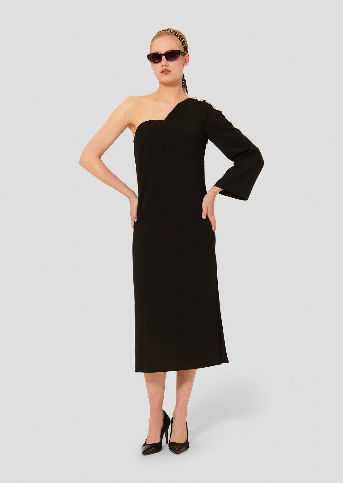 RenÃƒÆ’Ã‚Â©e black crepe dress by Tara Jarmon Lebanon