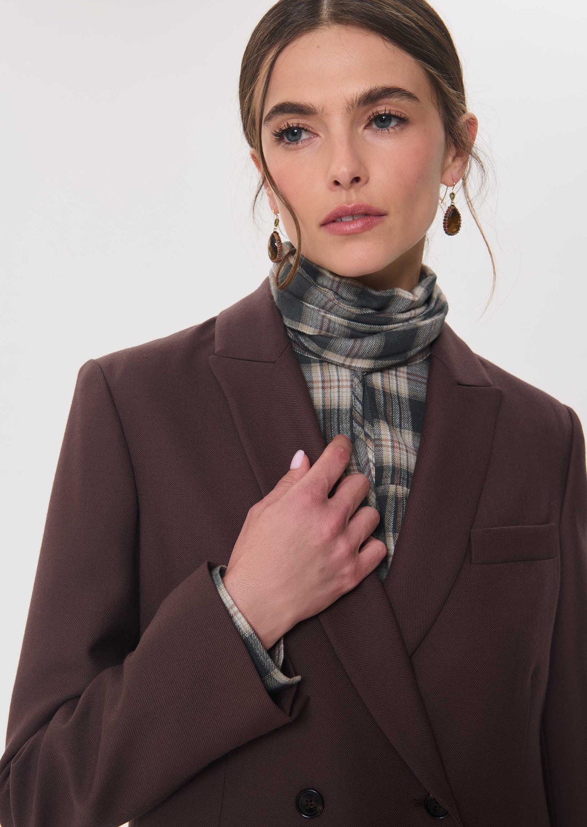 Vassili vest in brown by Tara Jarmon