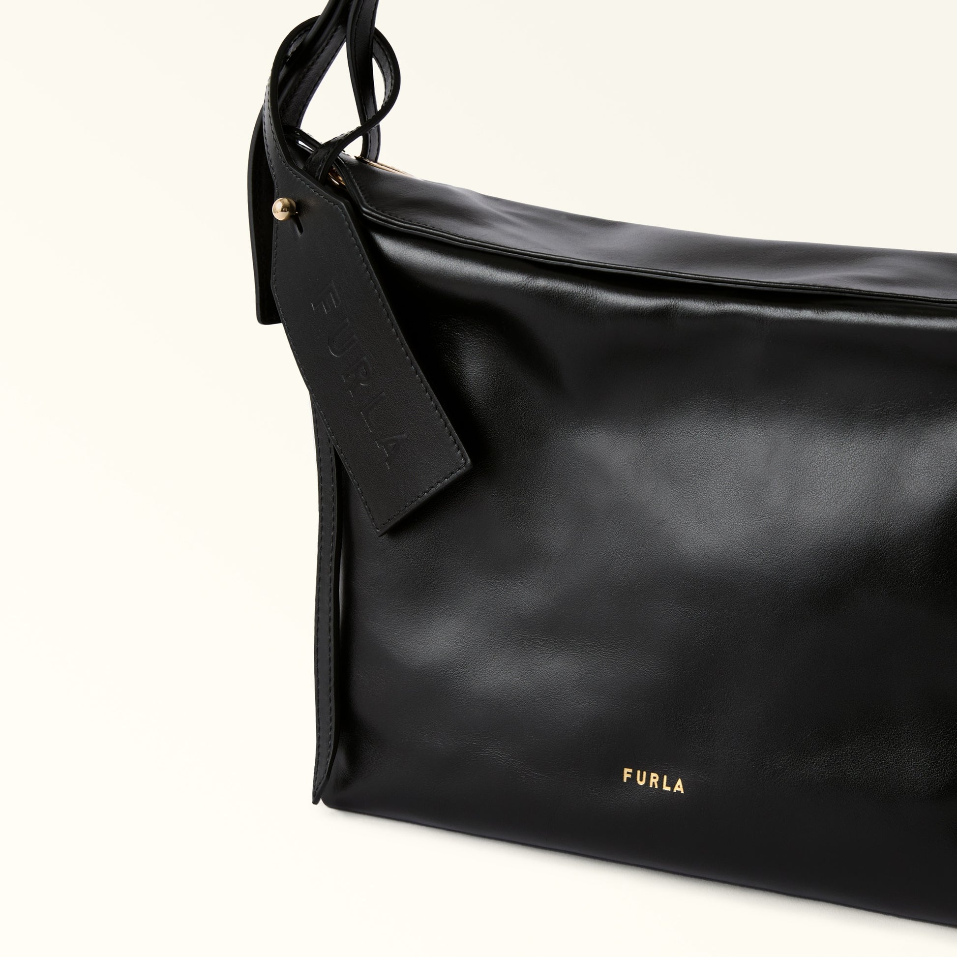 Furla Ginevra M Shoulder Bag in Black - Bags 