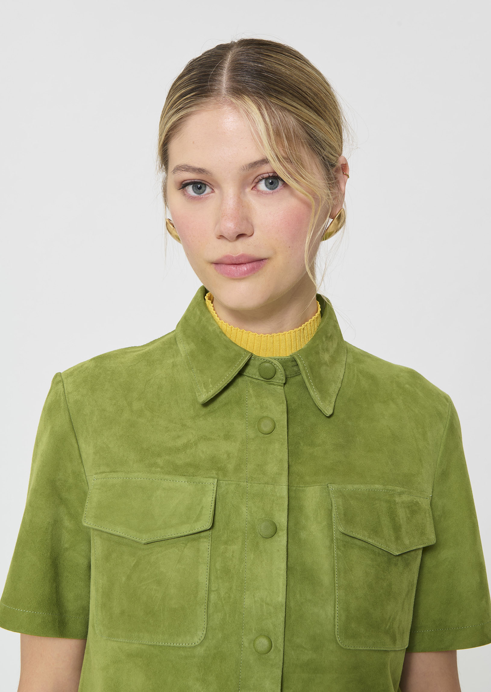 top in green suede