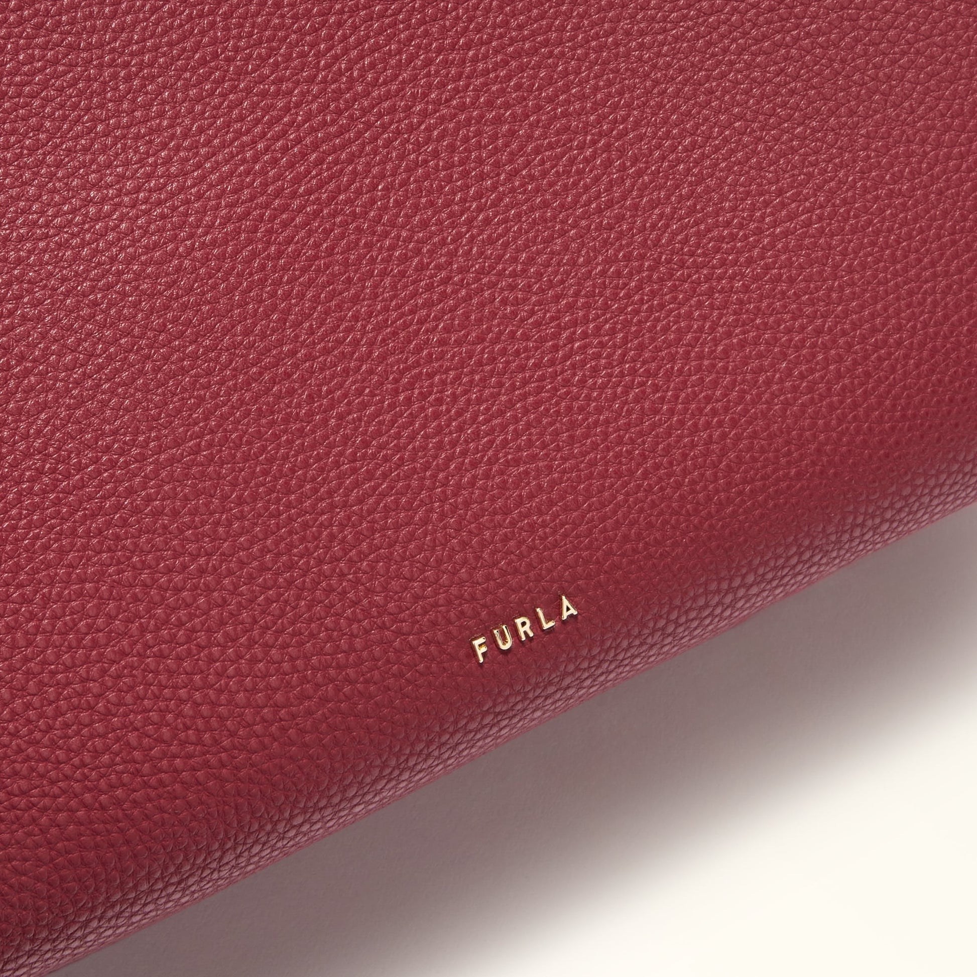 Furla Ava L Tote Bag In Leather