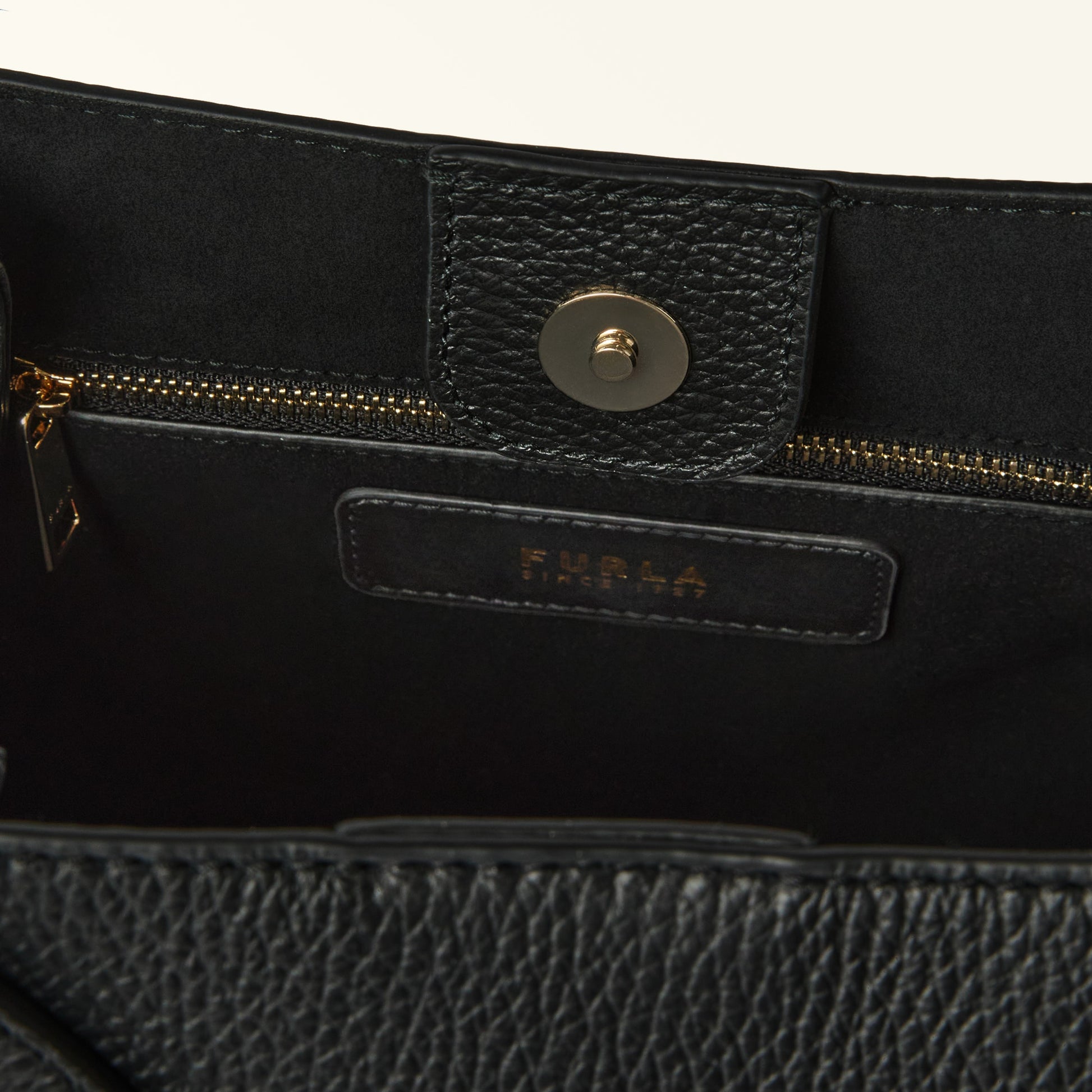 Furla Nuvola M Tote in Black - Bags 