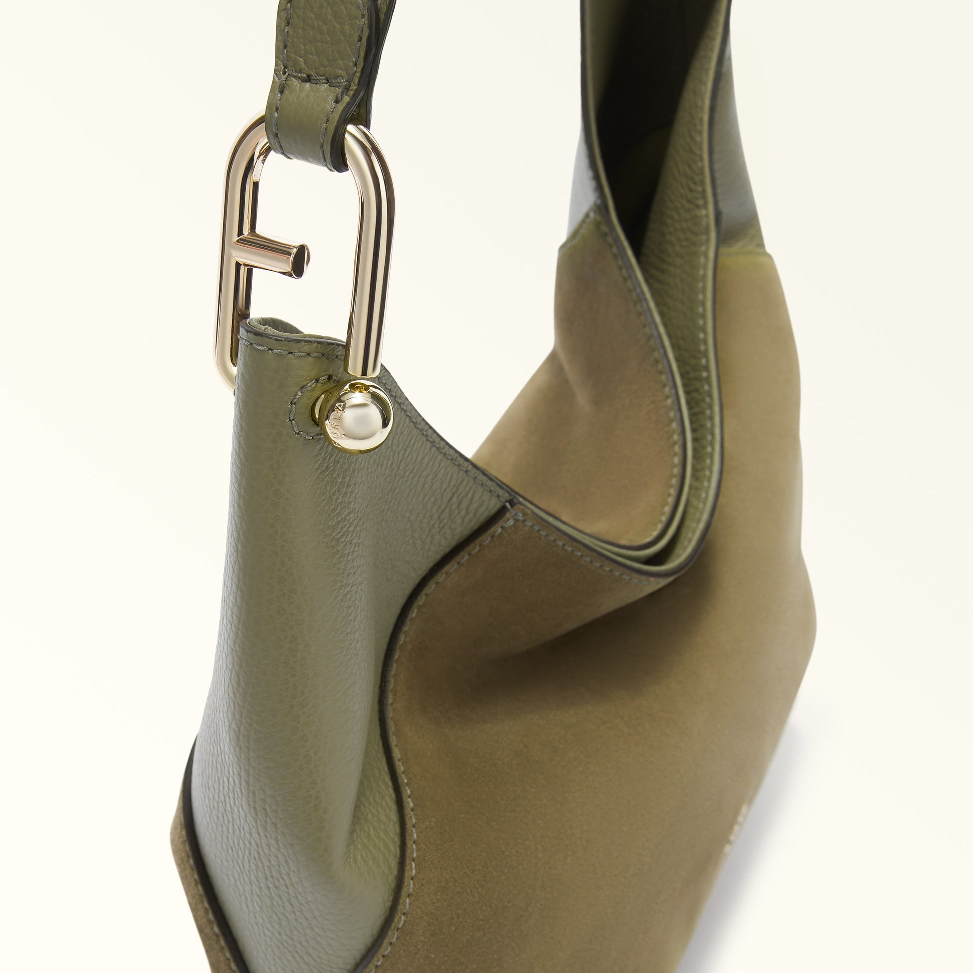 Furla Lara M Hobo Bag In Leather