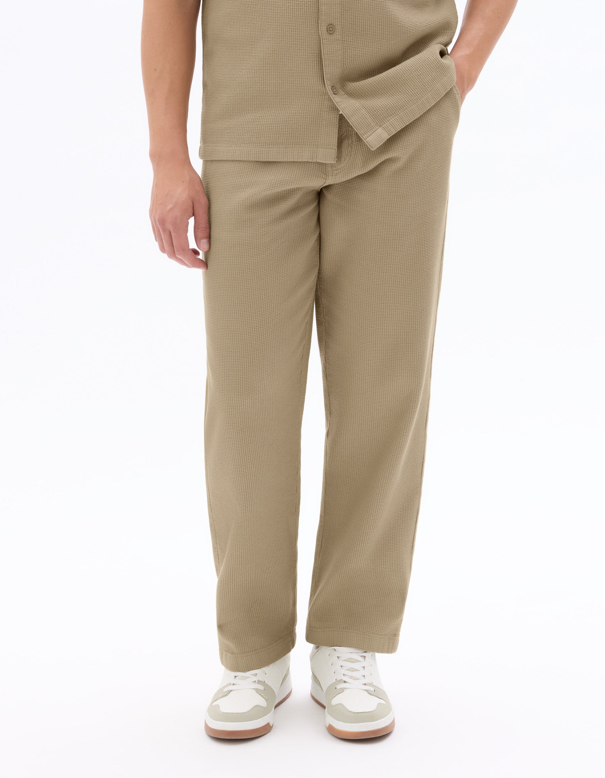 100% Cotton Straight-leg Pants with Honeycomb Texture Celio