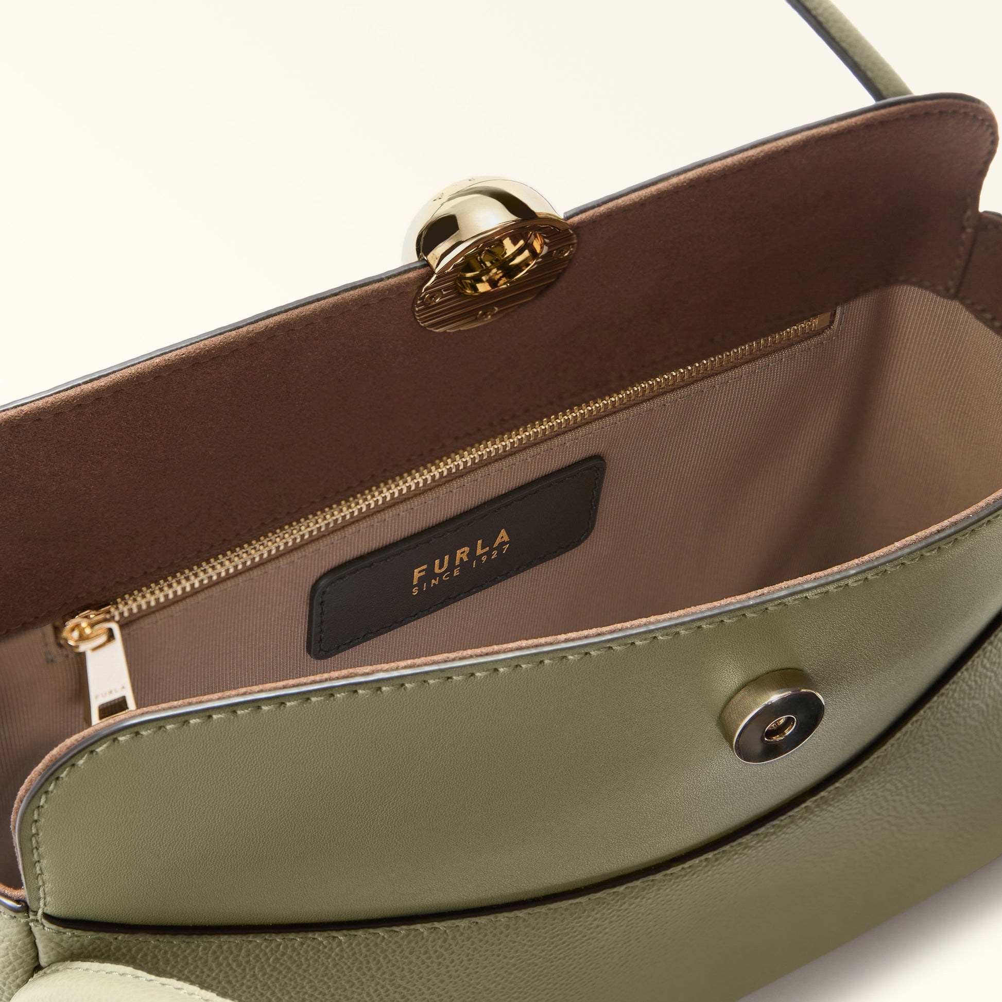 Furla Nicole M Boston  Bag In Leather