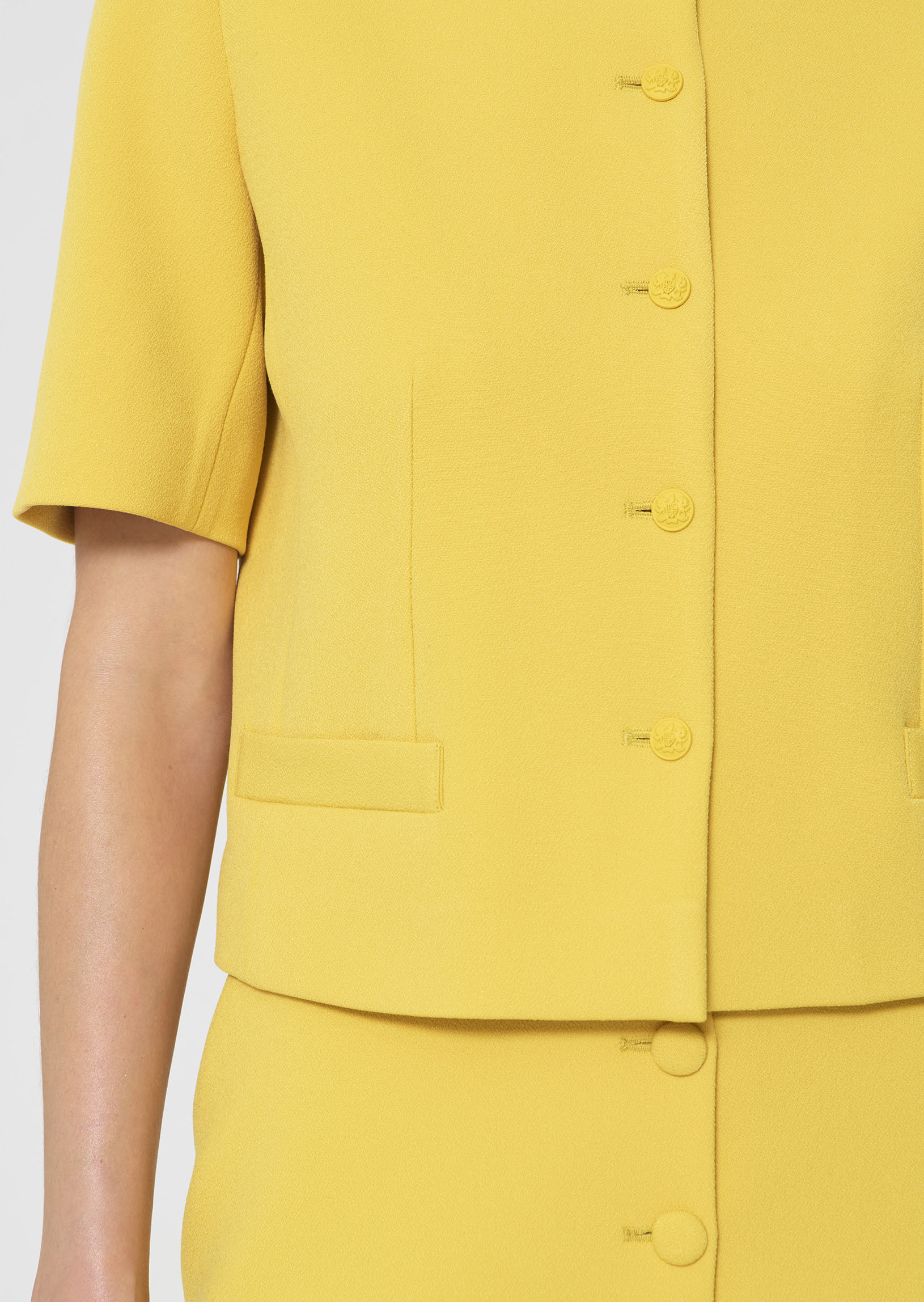 jacket in yellow foamy crepe