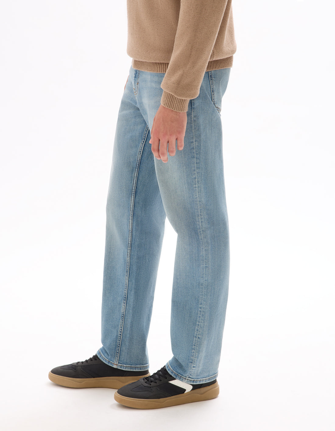 Bleached H25 Jeans 1 Length - Celio Lebanon