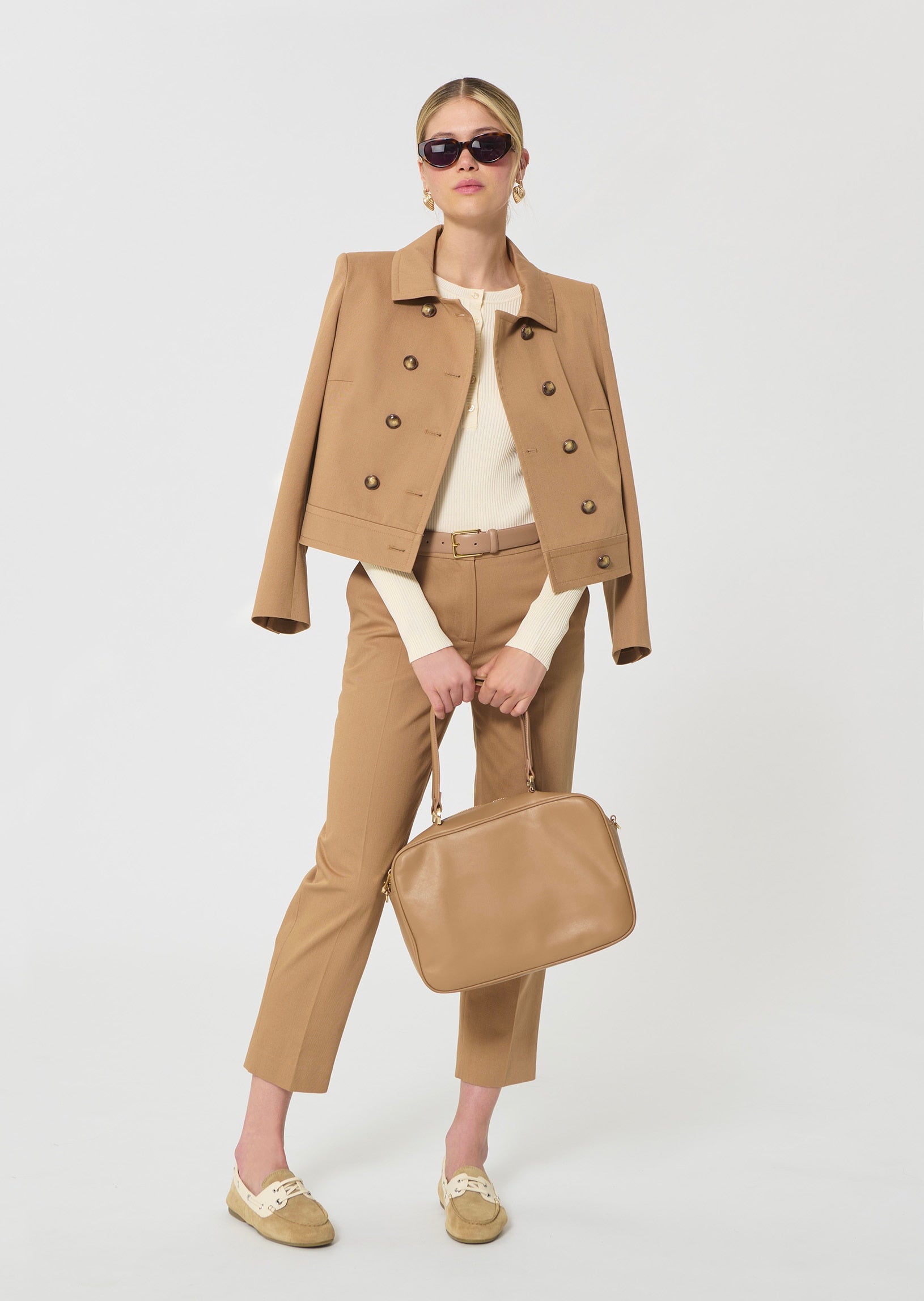 trousers in beige cotton garbardine