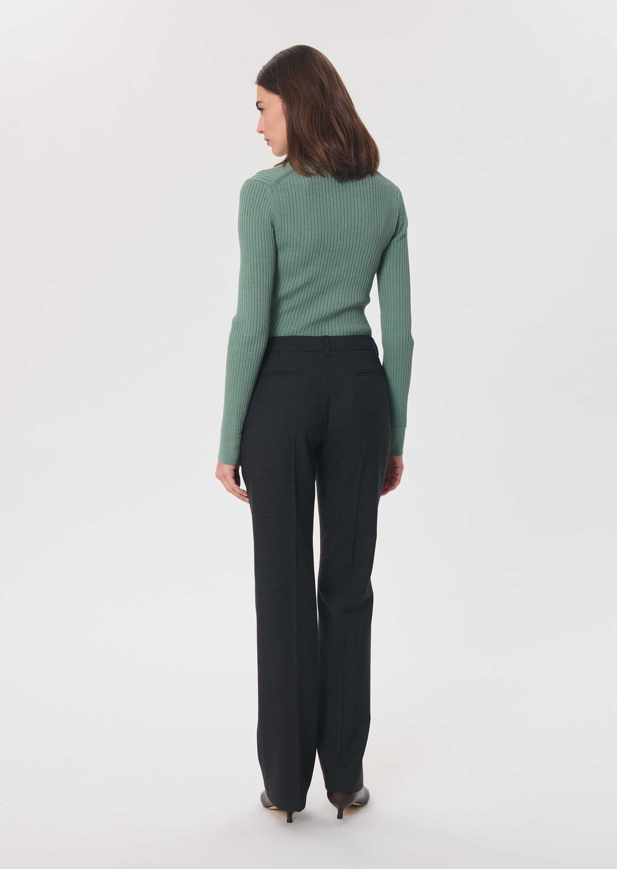 Paolino trousers in grey by Tara Jarmon