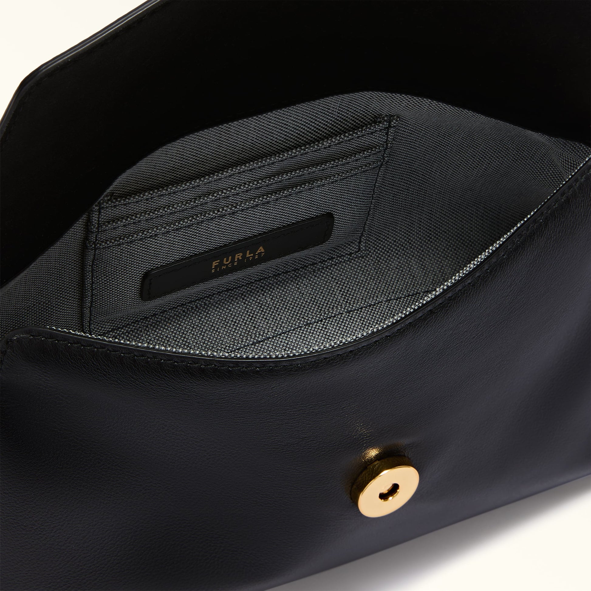 Furla Sfera Soft Xl Crossbody Bag In Leather