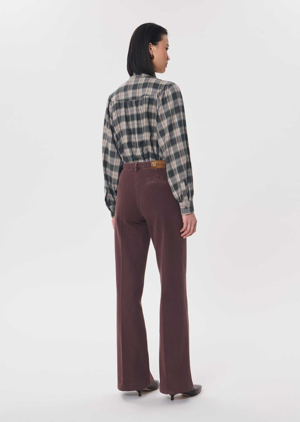 Jerome jeans in brown cotton by Tara Jarmon