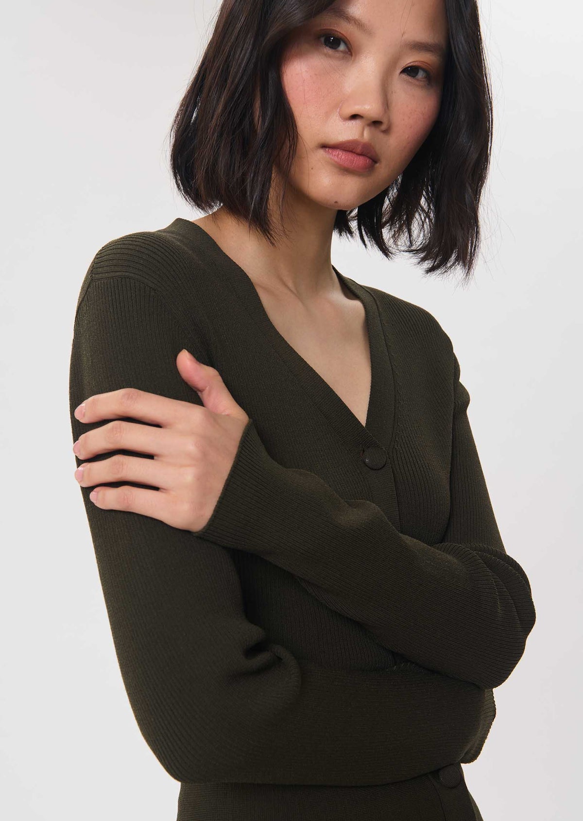 Gisela sweater in khaki by Tara Jarmon