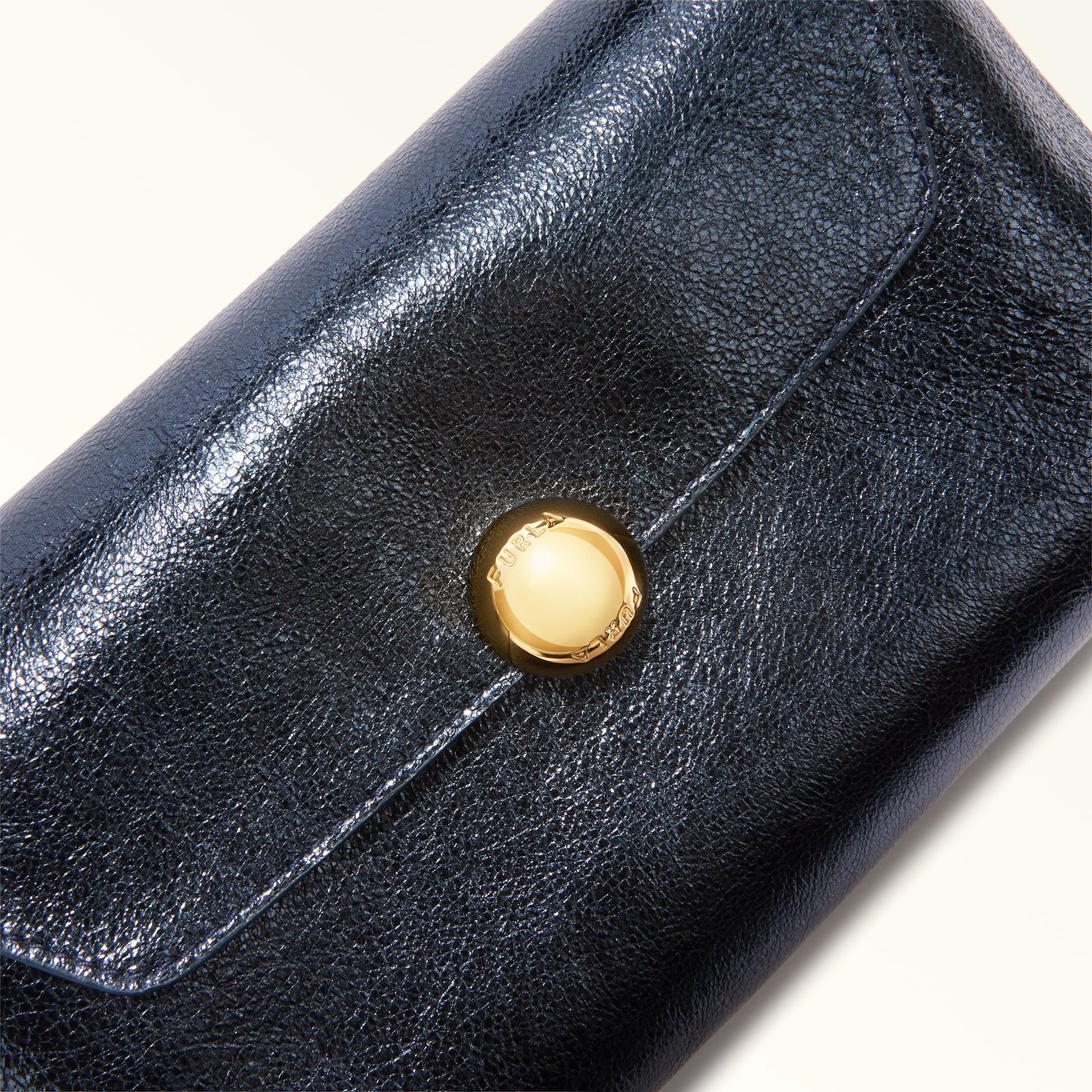 Furla Sfera Soft Xl Crossbody Bag In Leather