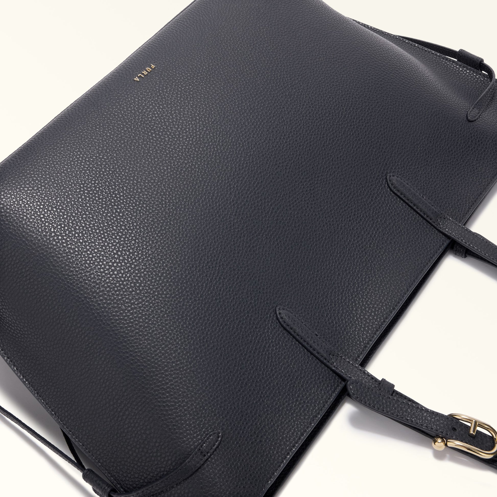 Furla Ava L Tote Bag In Leather