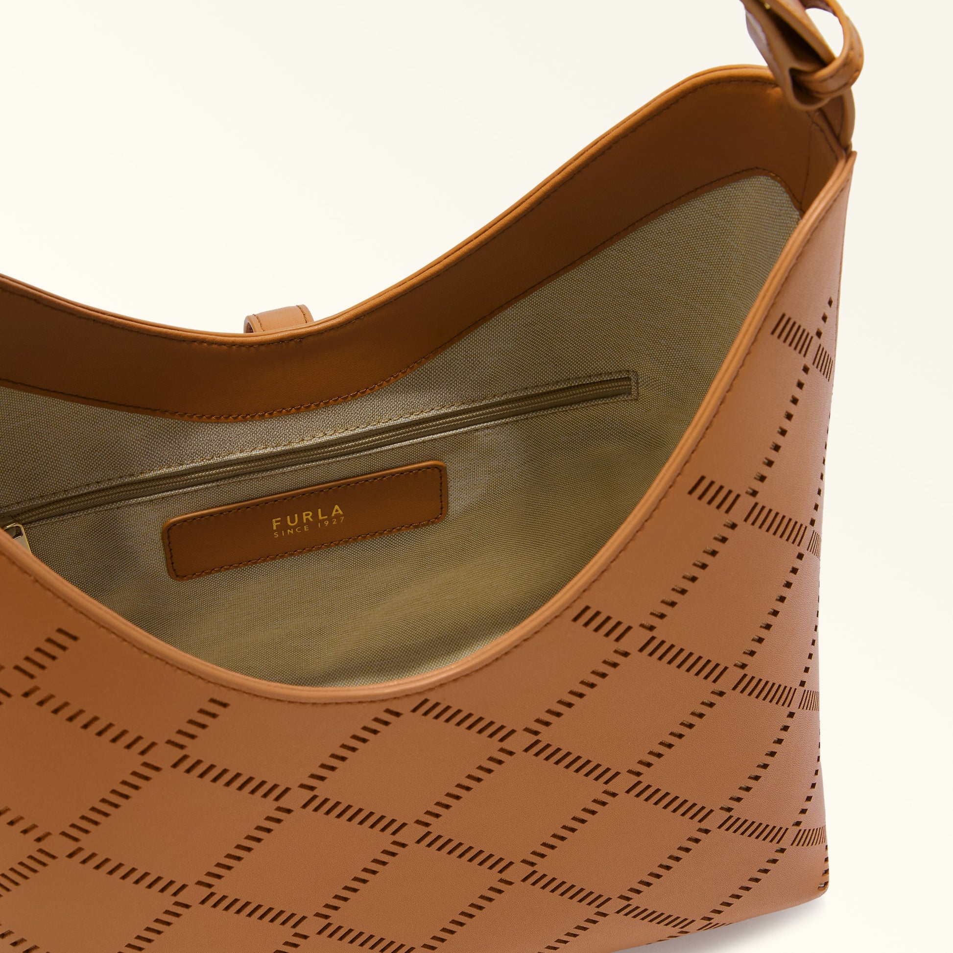 Furla Goccia M Hobo in Brown - Bags 