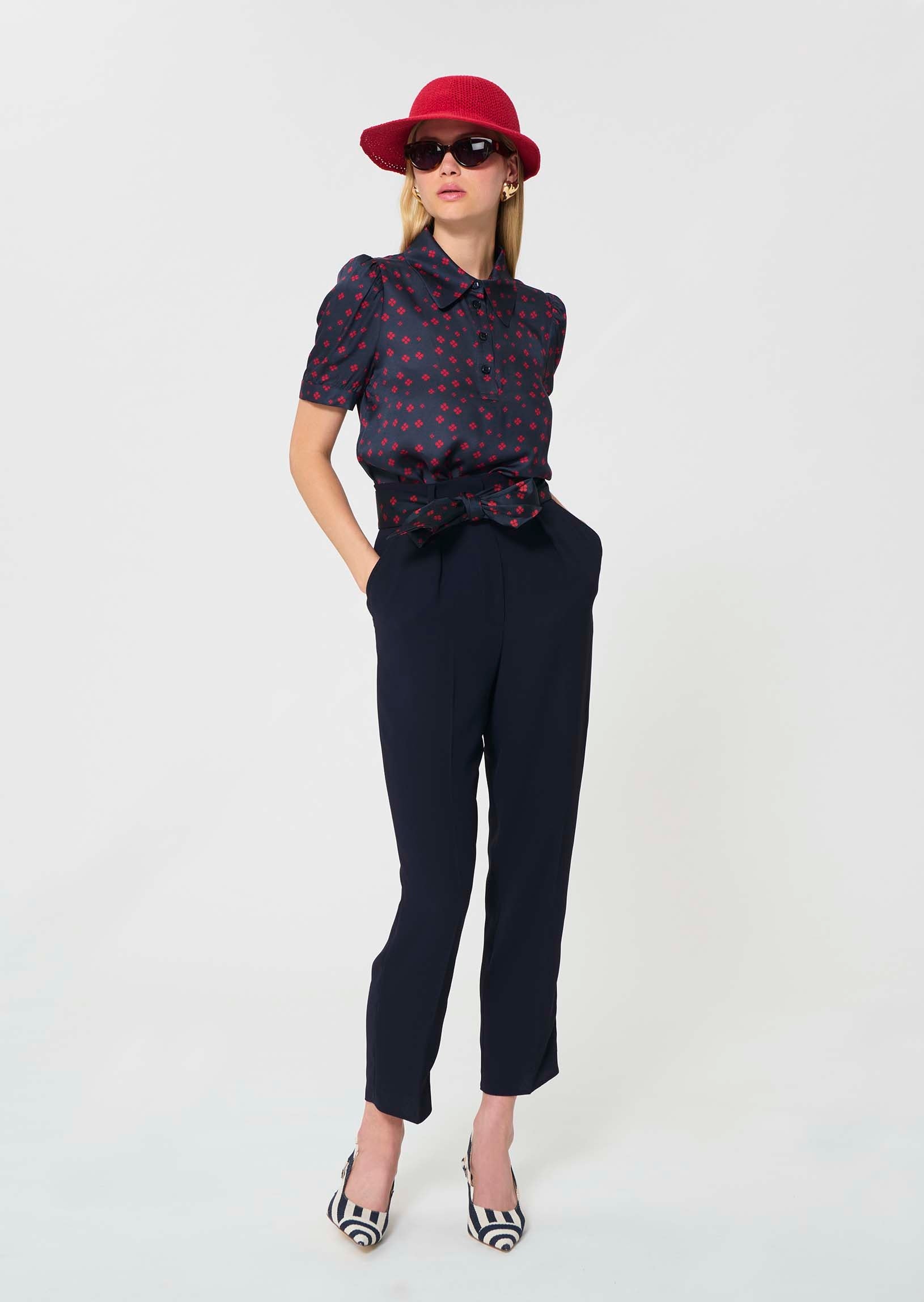 top in midnight blue with mini clover print