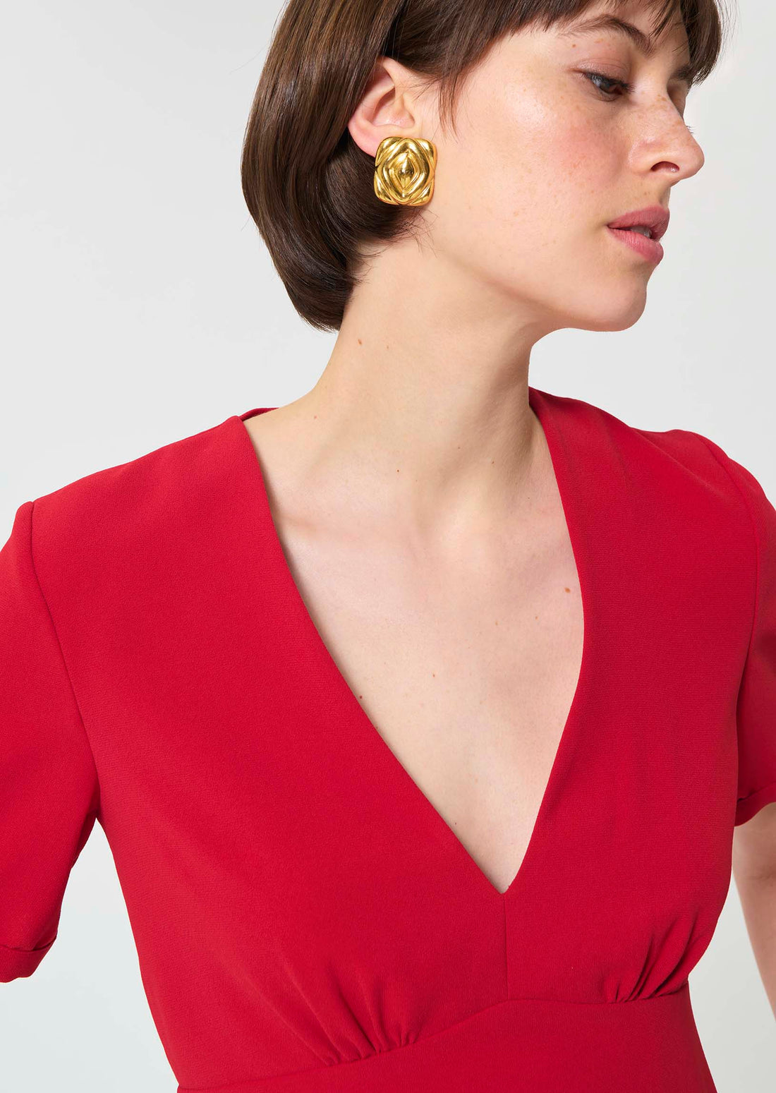 top in red fluid crepe