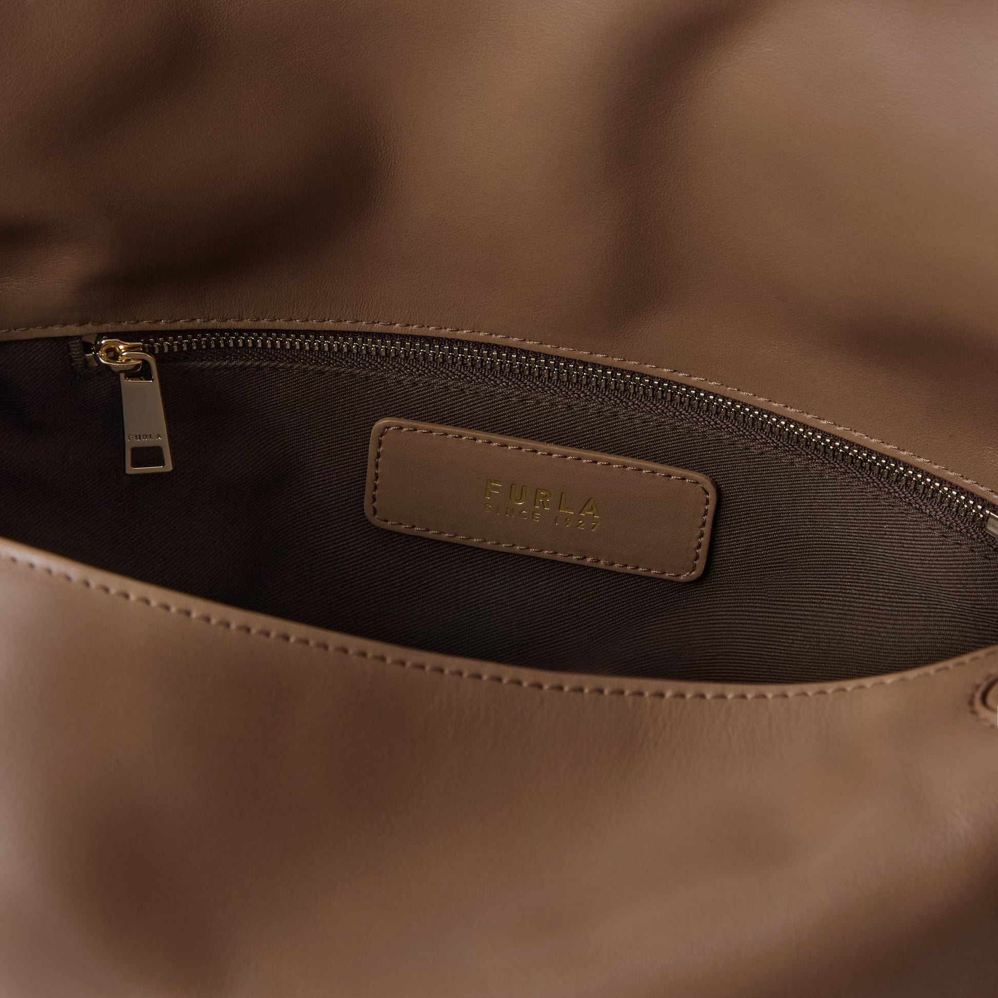 Furla Ginevra M Shoulder Bag in Brown - Bags 