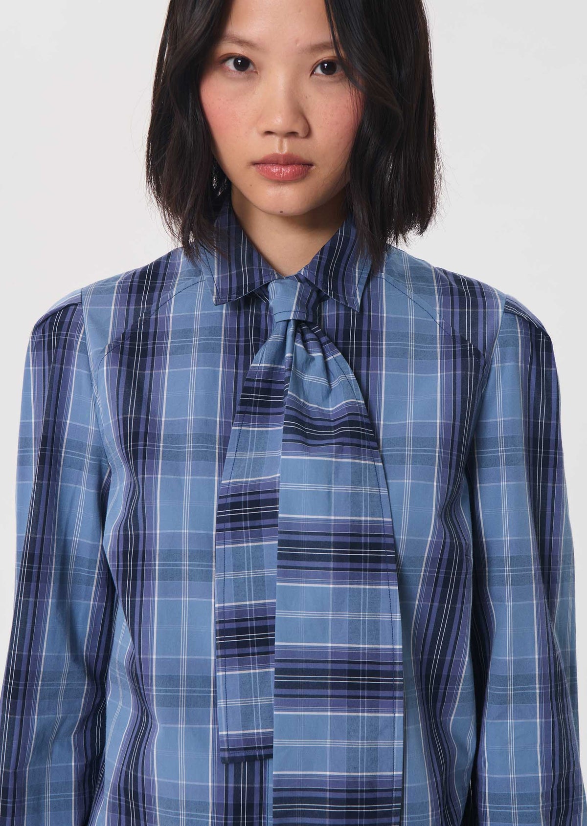 Christiane shirt in navy cotton by Tara Jarmon